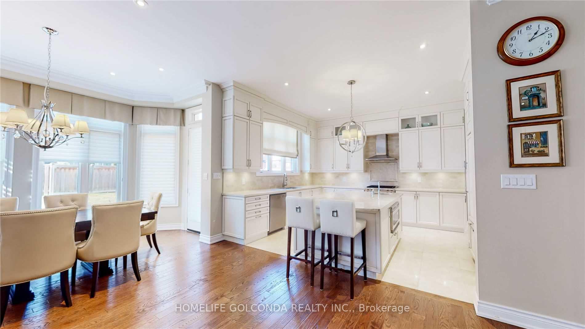 Photo 6 of 28 Stollery Pond Crescent, Markham, Devil's Elbow — HOMEH