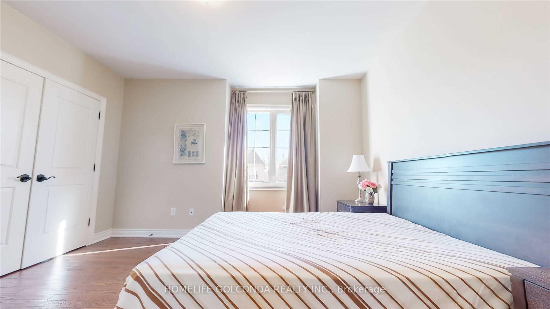 Photo 21 of 28 Stollery Pond Crescent, Markham, Devil's Elbow — HOMEH