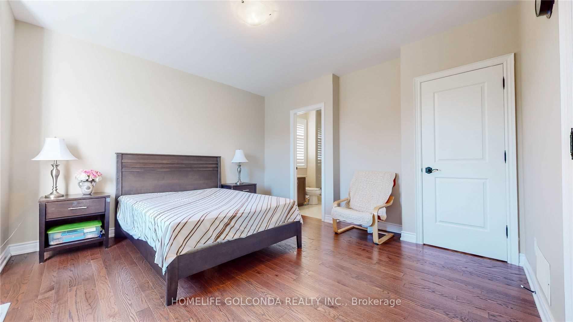 Photo 22 of 28 Stollery Pond Crescent, Markham, Devil's Elbow — HOMEH