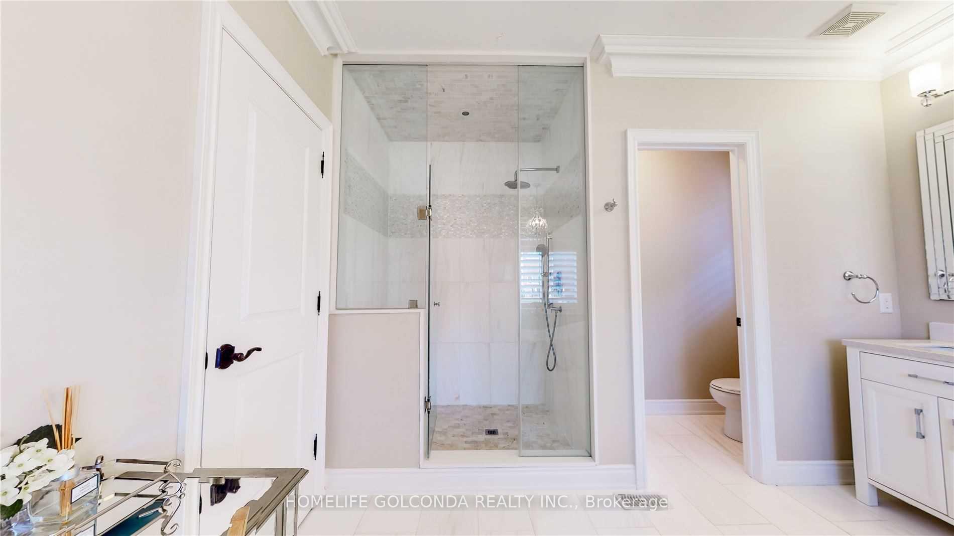Photo 24 of 28 Stollery Pond Crescent, Markham, Devil's Elbow — HOMEH