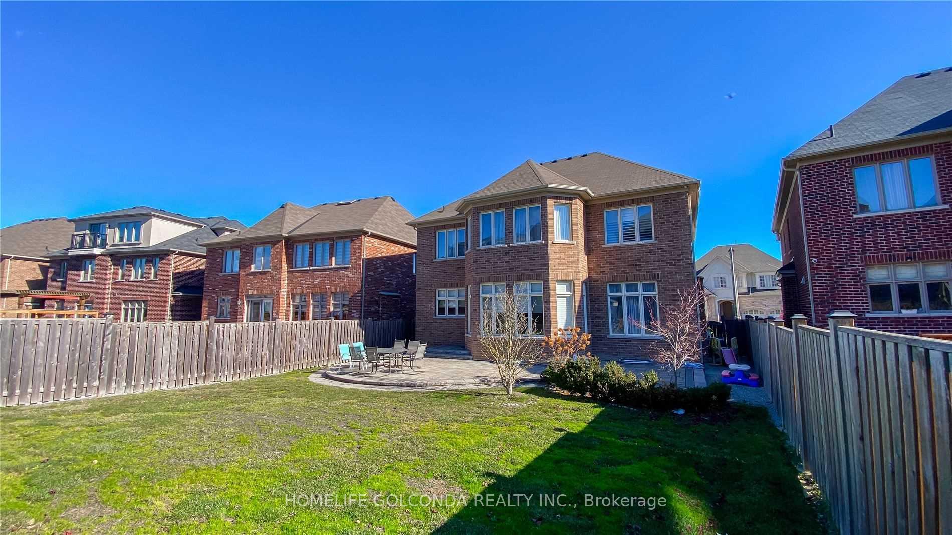 Photo 31 of 28 Stollery Pond Crescent, Markham, Devil's Elbow — HOMEH