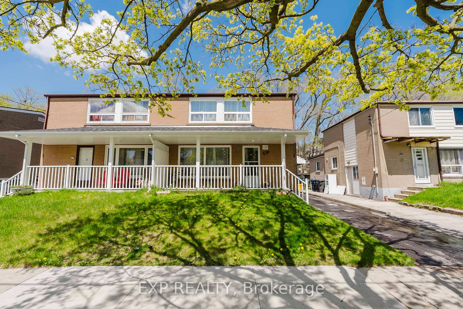 Photo 3 of 78 Woodfern Drive, Scarborough, Ionview — HOMEH