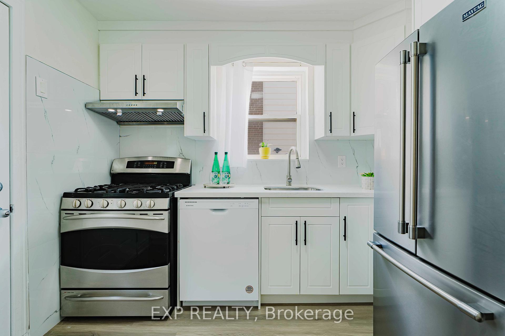 Photo 17 of 78 Woodfern Drive, Scarborough, Ionview — HOMEH