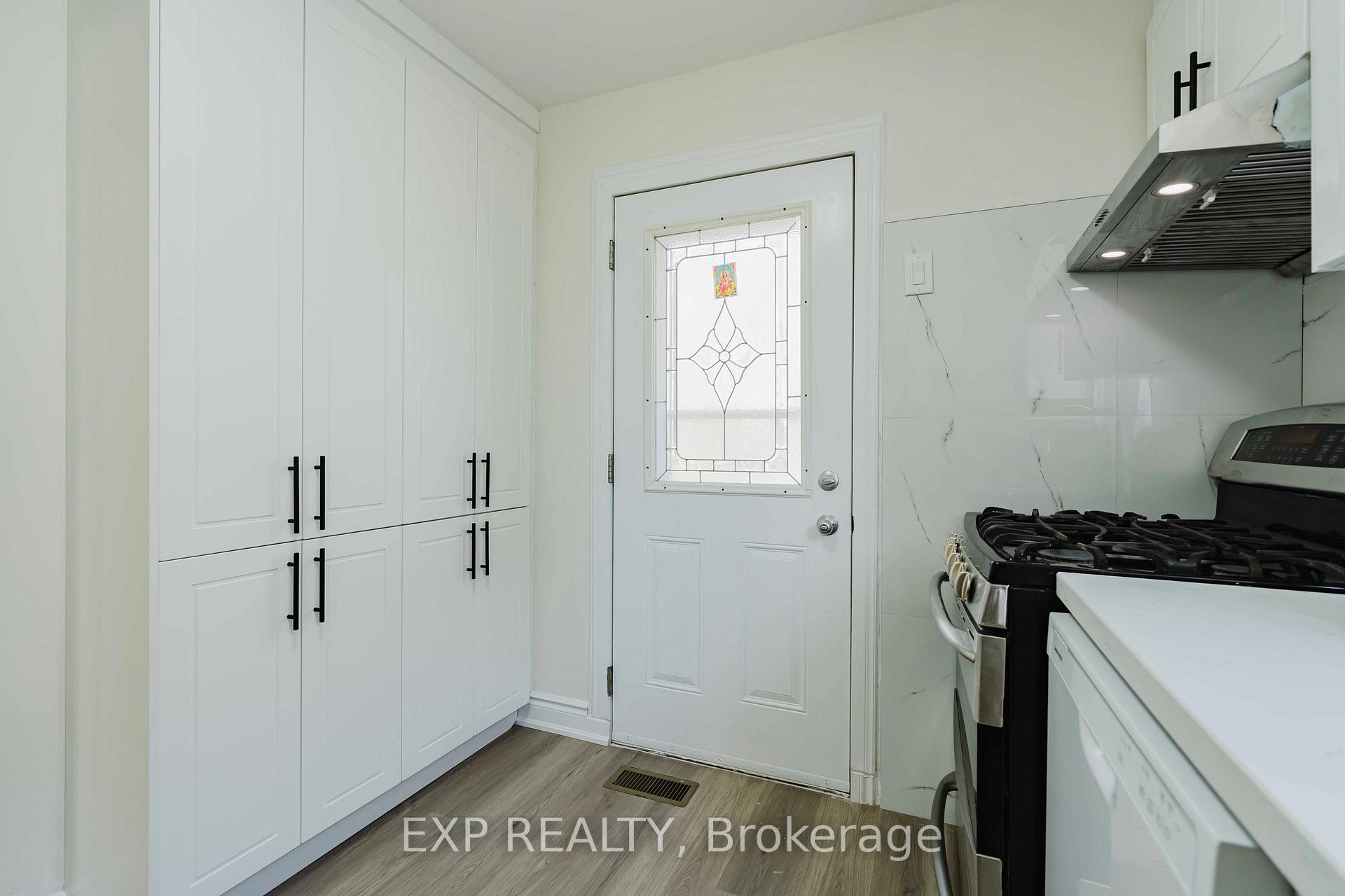 Photo 21 of 78 Woodfern Drive, Scarborough, Ionview — HOMEH