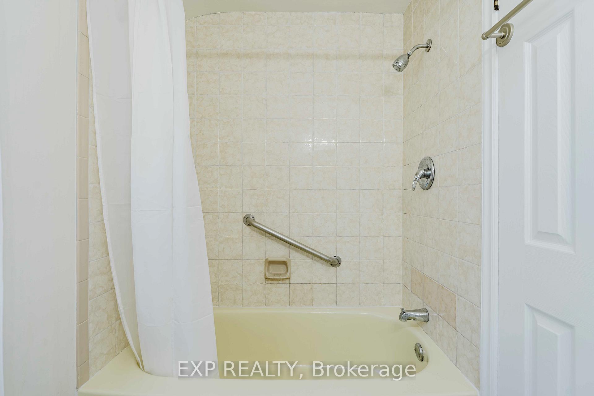 Photo 35 of 78 Woodfern Drive, Scarborough, Ionview — HOMEH