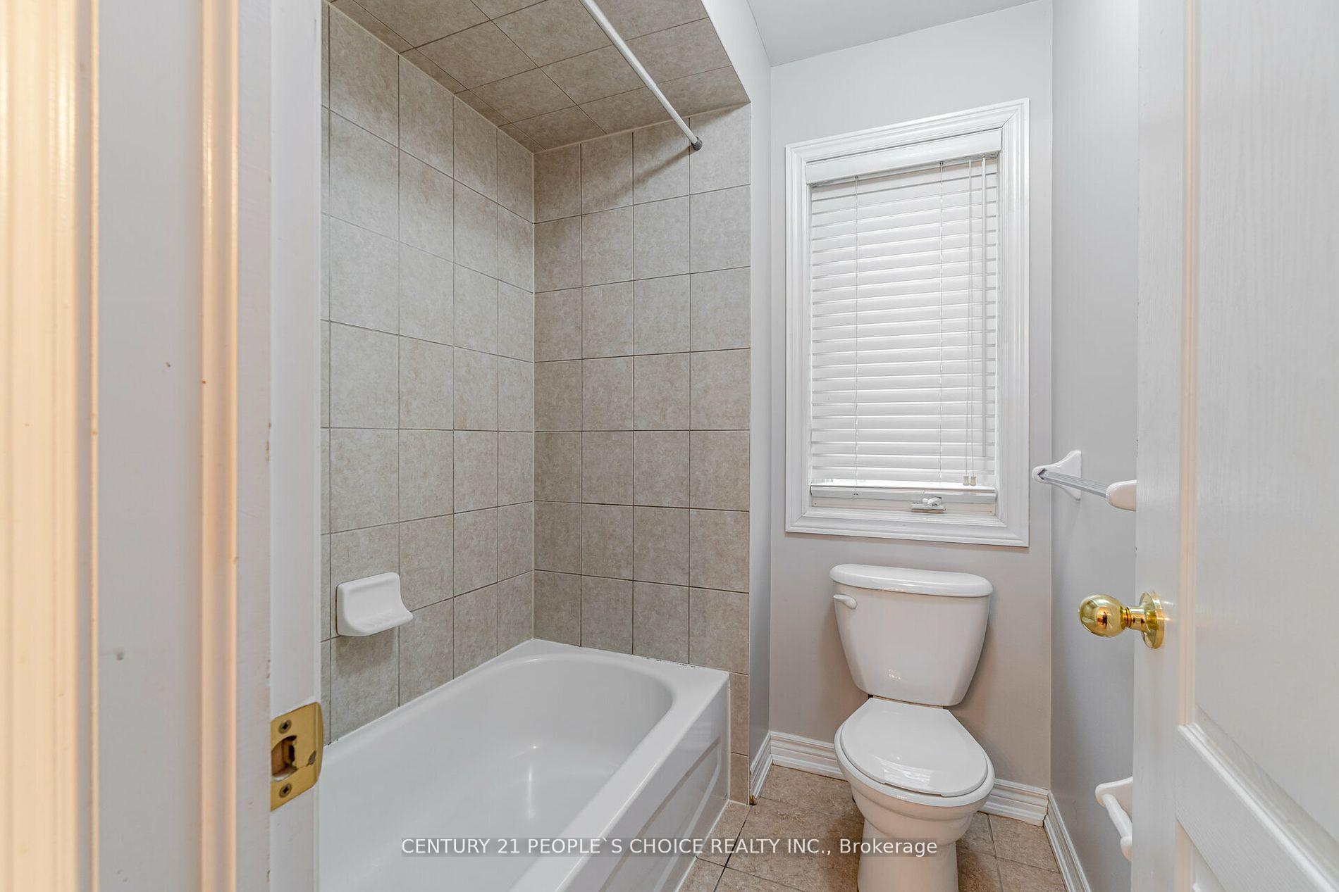 Photo 11 of 7 Toddville Road, Brampton, Bram East — HOMEH