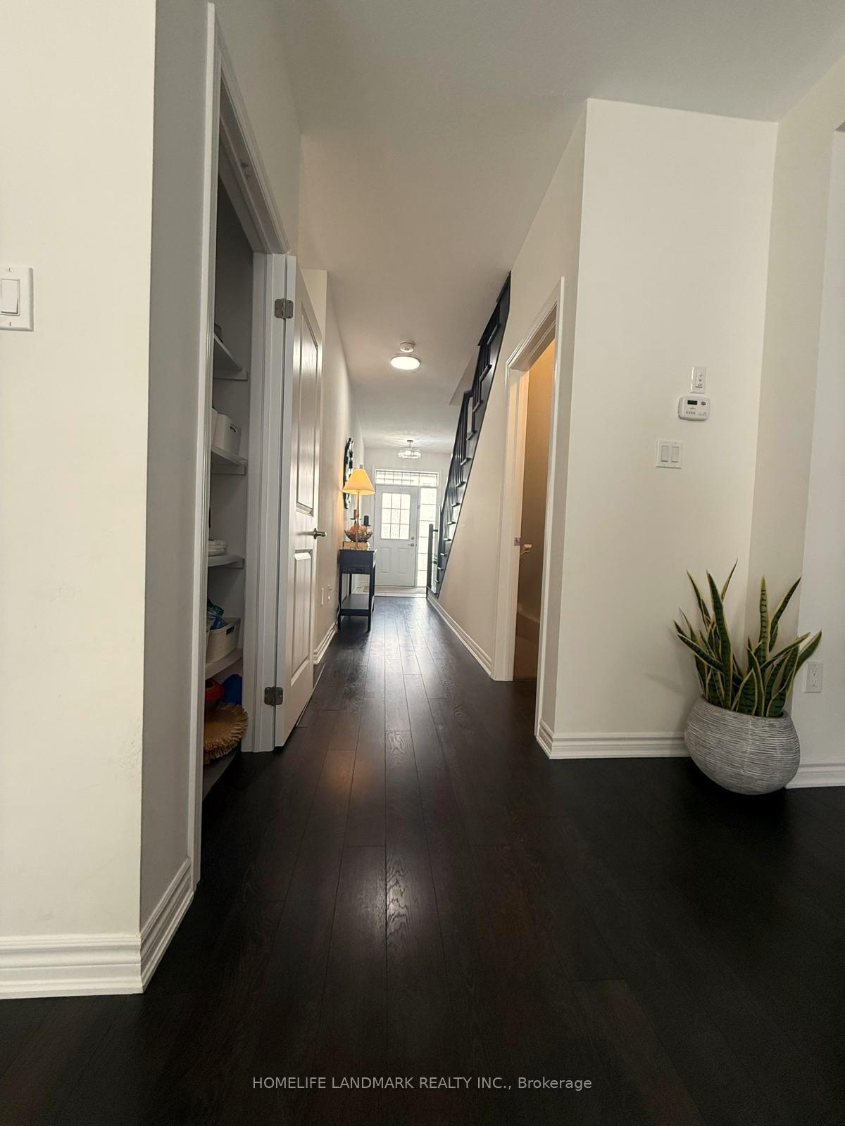 Photo 3 of Unit 117, 305 Garner Road W, Hamilton, Ancaster — HOMEH