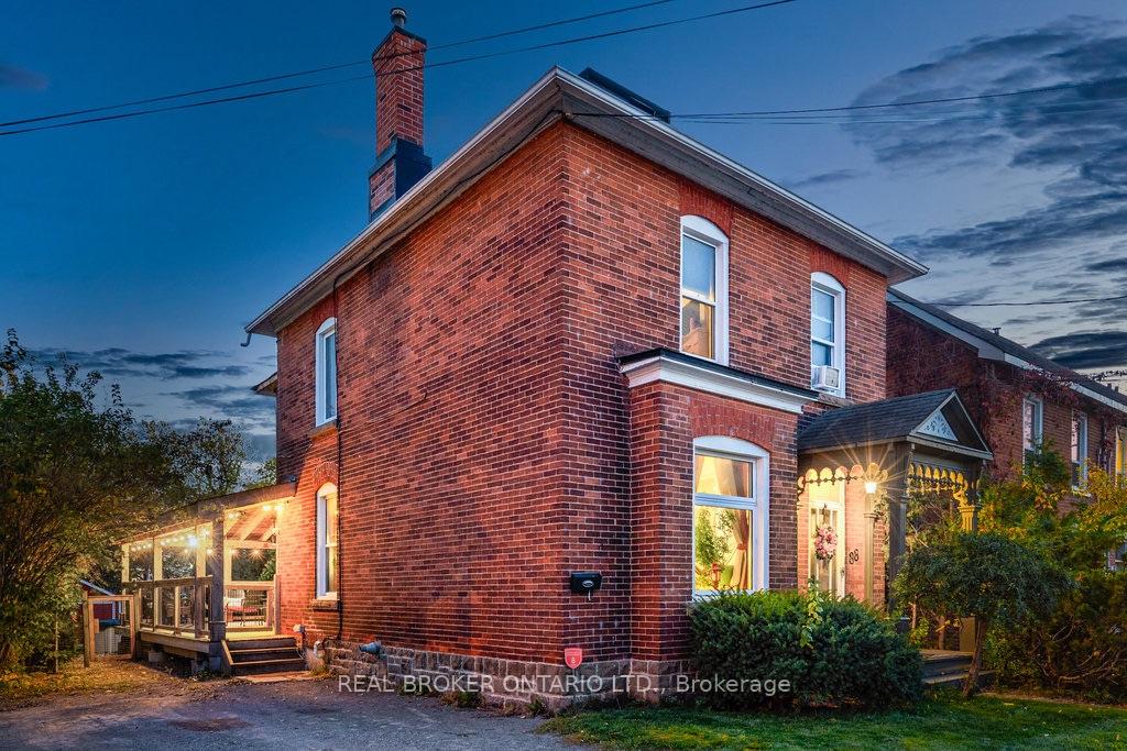 Photo 3 of 88 Moore Street, Carleton Place, Carleton Place — HOMEH