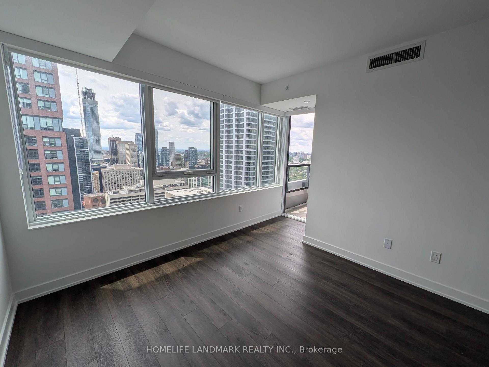 Photo 5 of Unit 4003, 609 Sherbourne Street, Toronto, North St. James Town — HOMEH