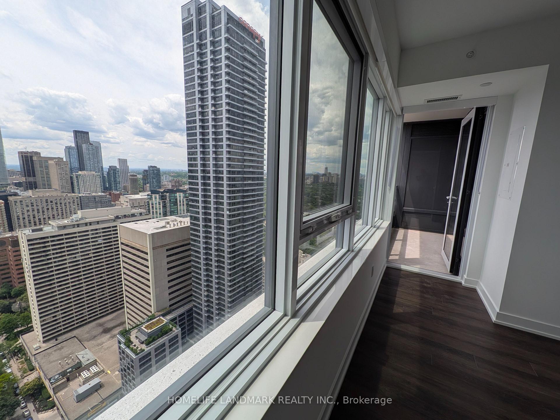 Photo 6 of Unit 4003, 609 Sherbourne Street, Toronto, North St. James Town — HOMEH