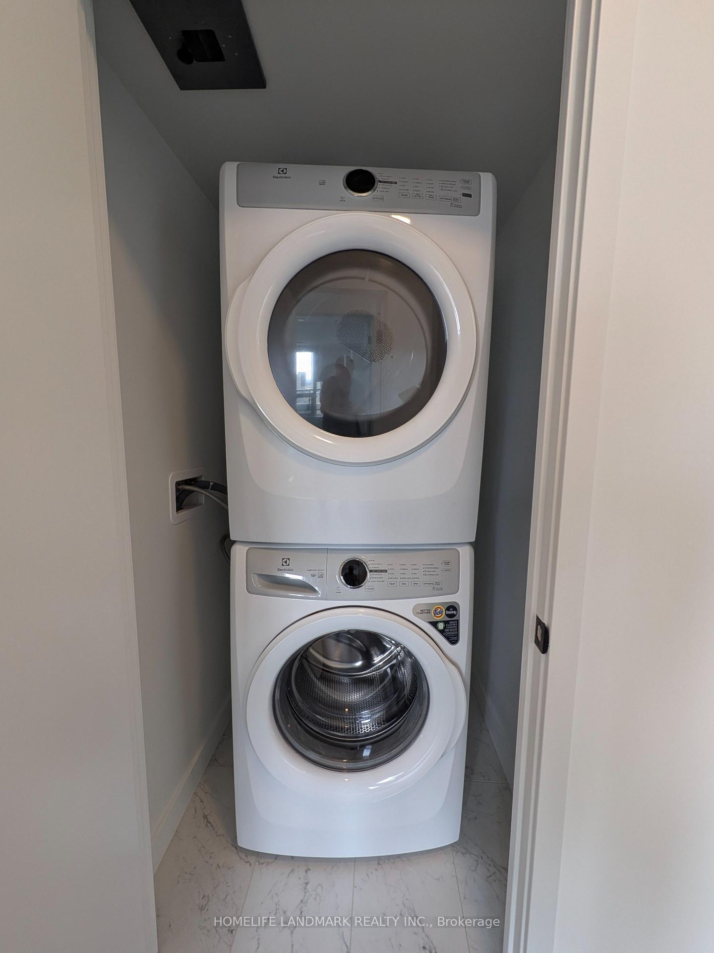 Photo 11 of Unit 4003, 609 Sherbourne Street, Toronto, North St. James Town — HOMEH