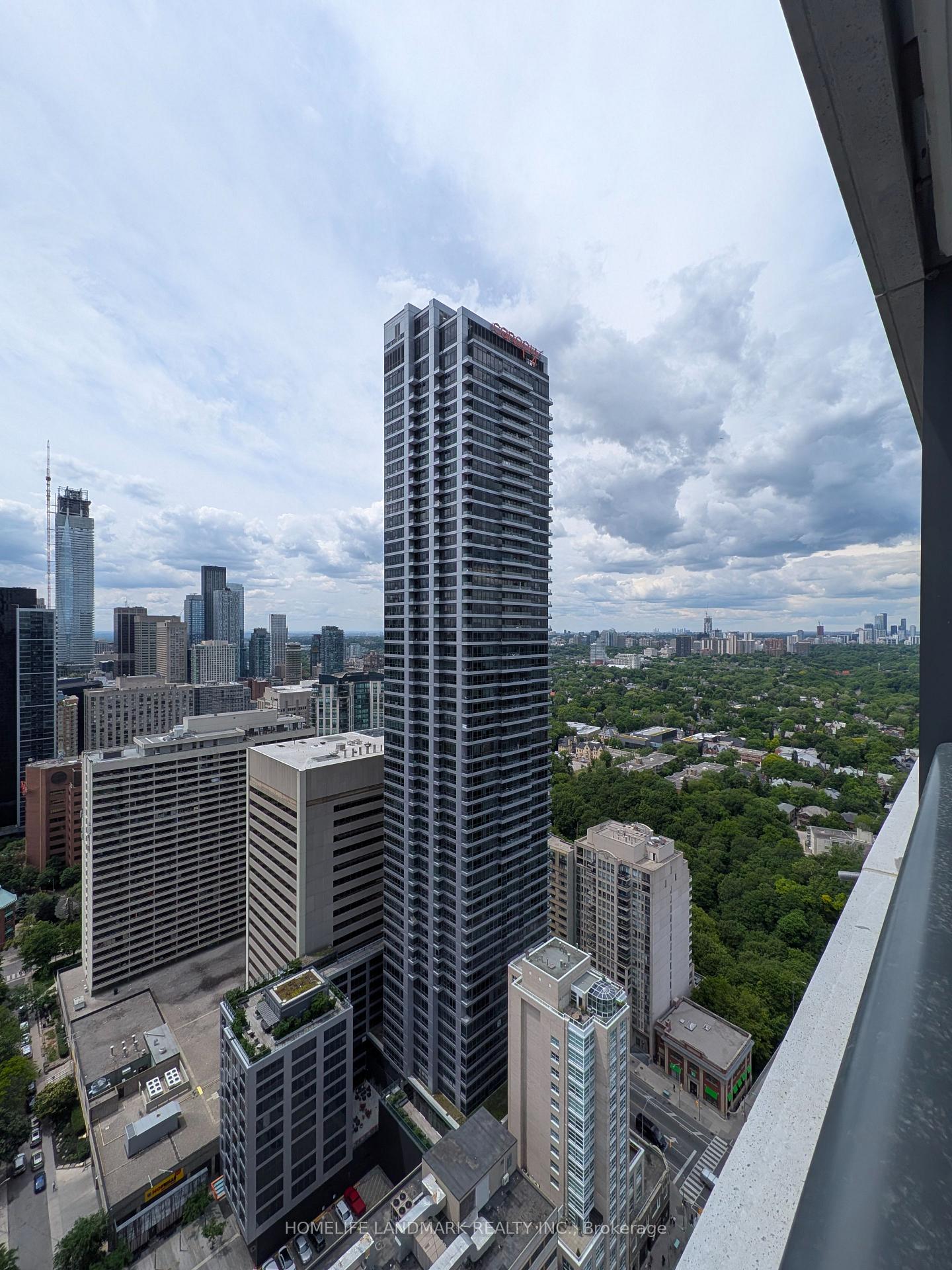 Photo 14 of Unit 4003, 609 Sherbourne Street, Toronto, North St. James Town — HOMEH