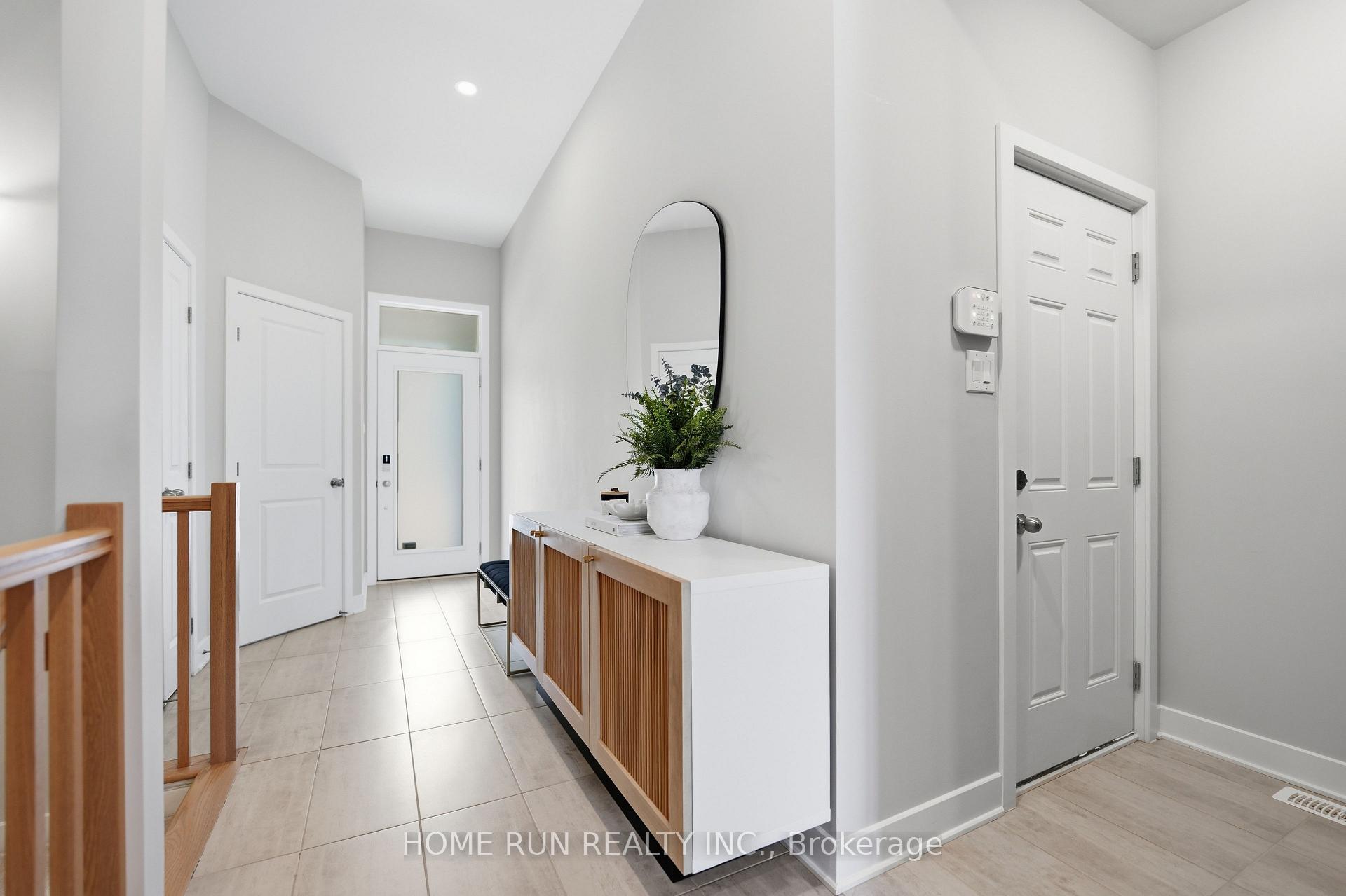 Photo 4 of 570 Triangle Street, Ottawa, Kanata - Emerald Meadows/Trailwest — HOMEH