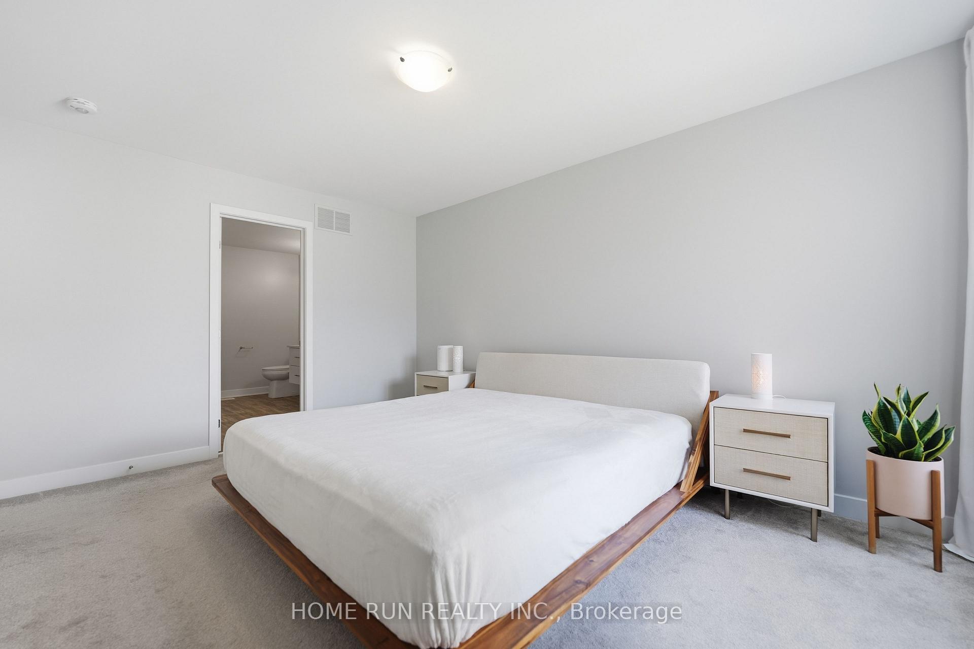 Photo 30 of 570 Triangle Street, Ottawa, Kanata - Emerald Meadows/Trailwest — HOMEH