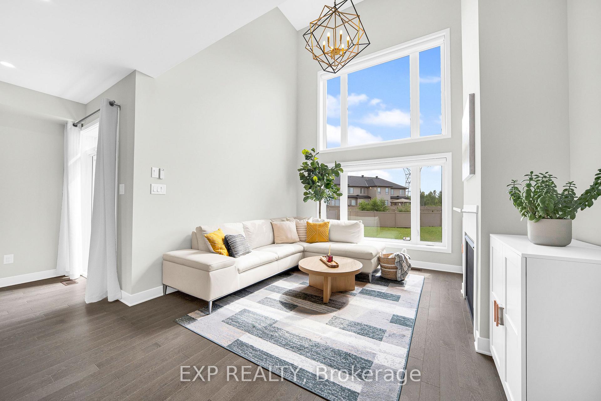 Photo 5 of 4954 Abbott Street E, Ottawa, Kanata - Emerald Meadows/Trailwest — HOMEH