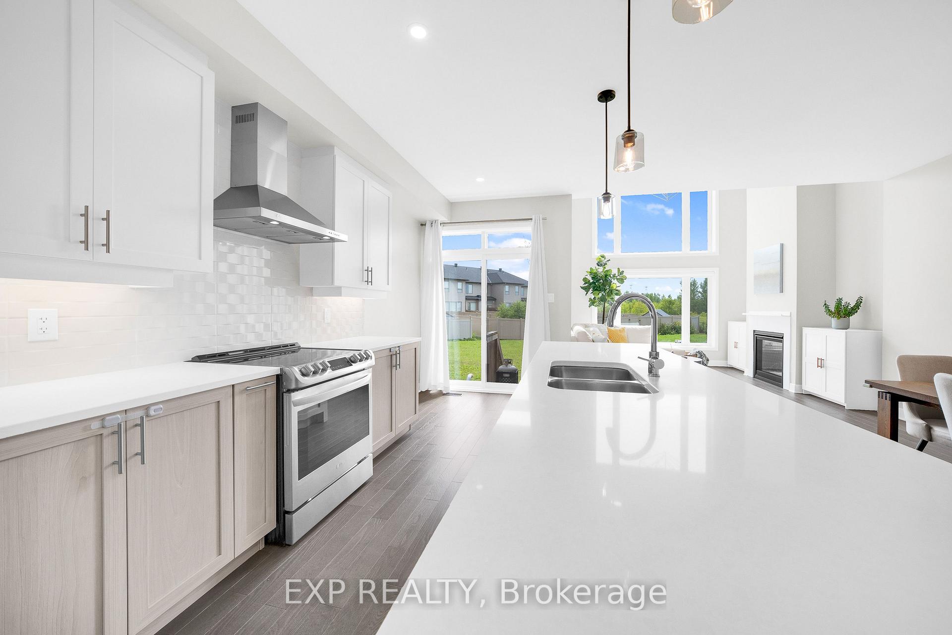 Photo 13 of 4954 Abbott Street E, Ottawa, Kanata - Emerald Meadows/Trailwest — HOMEH