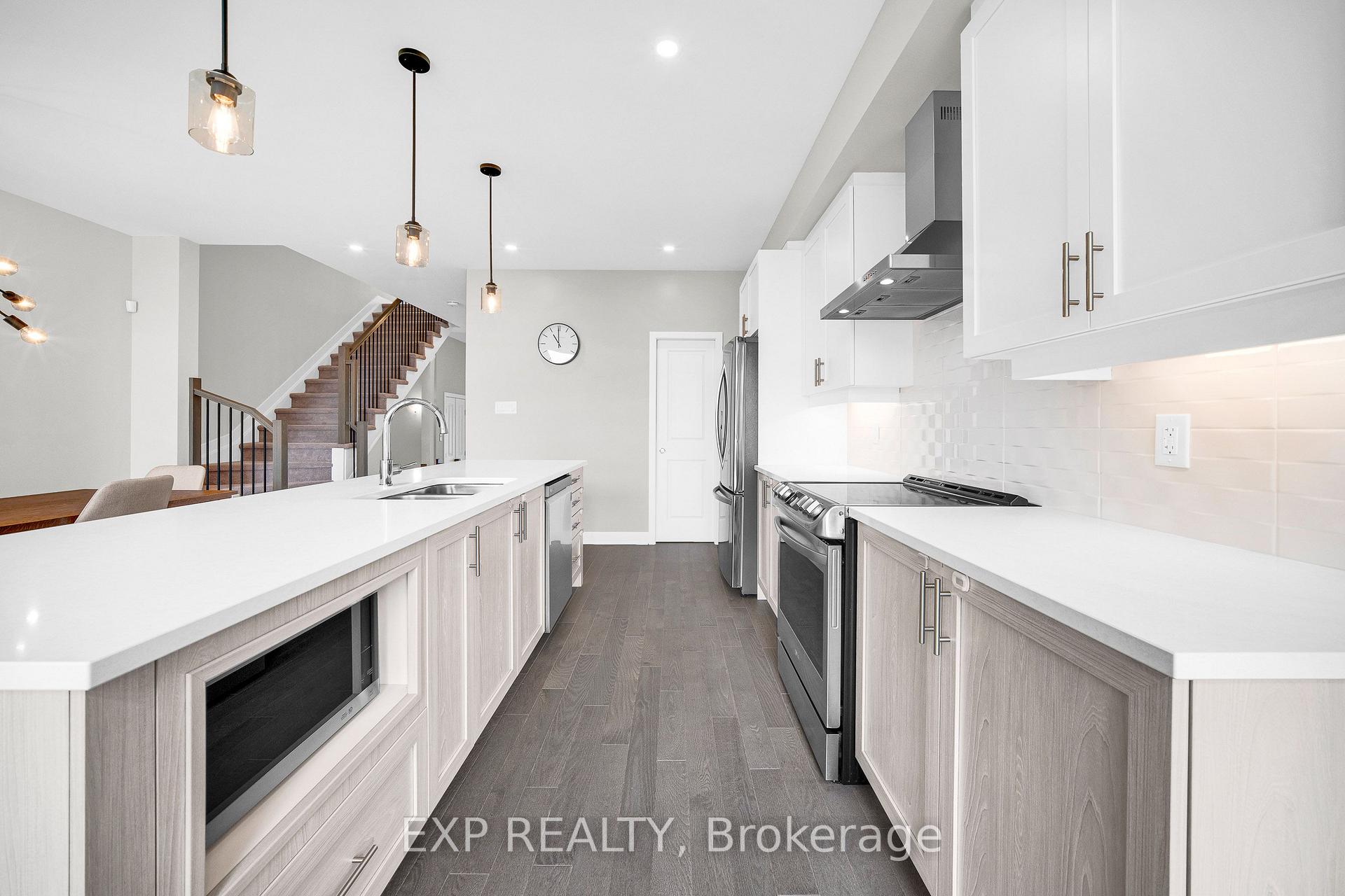 Photo 14 of 4954 Abbott Street E, Ottawa, Kanata - Emerald Meadows/Trailwest — HOMEH