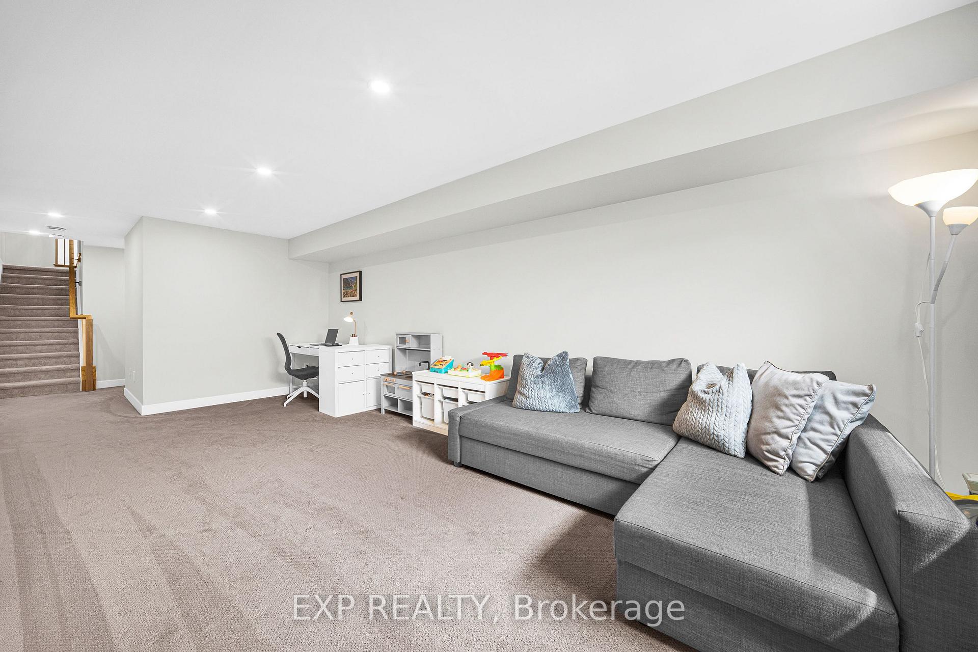Photo 37 of 4954 Abbott Street E, Ottawa, Kanata - Emerald Meadows/Trailwest — HOMEH
