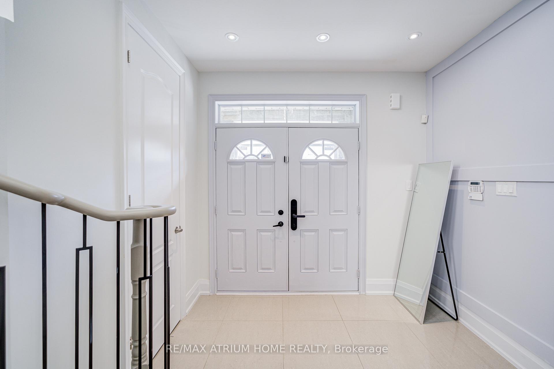 Photo 3 of 59 Gorman Avenue, Vaughan, Vellore Village — HOMEH