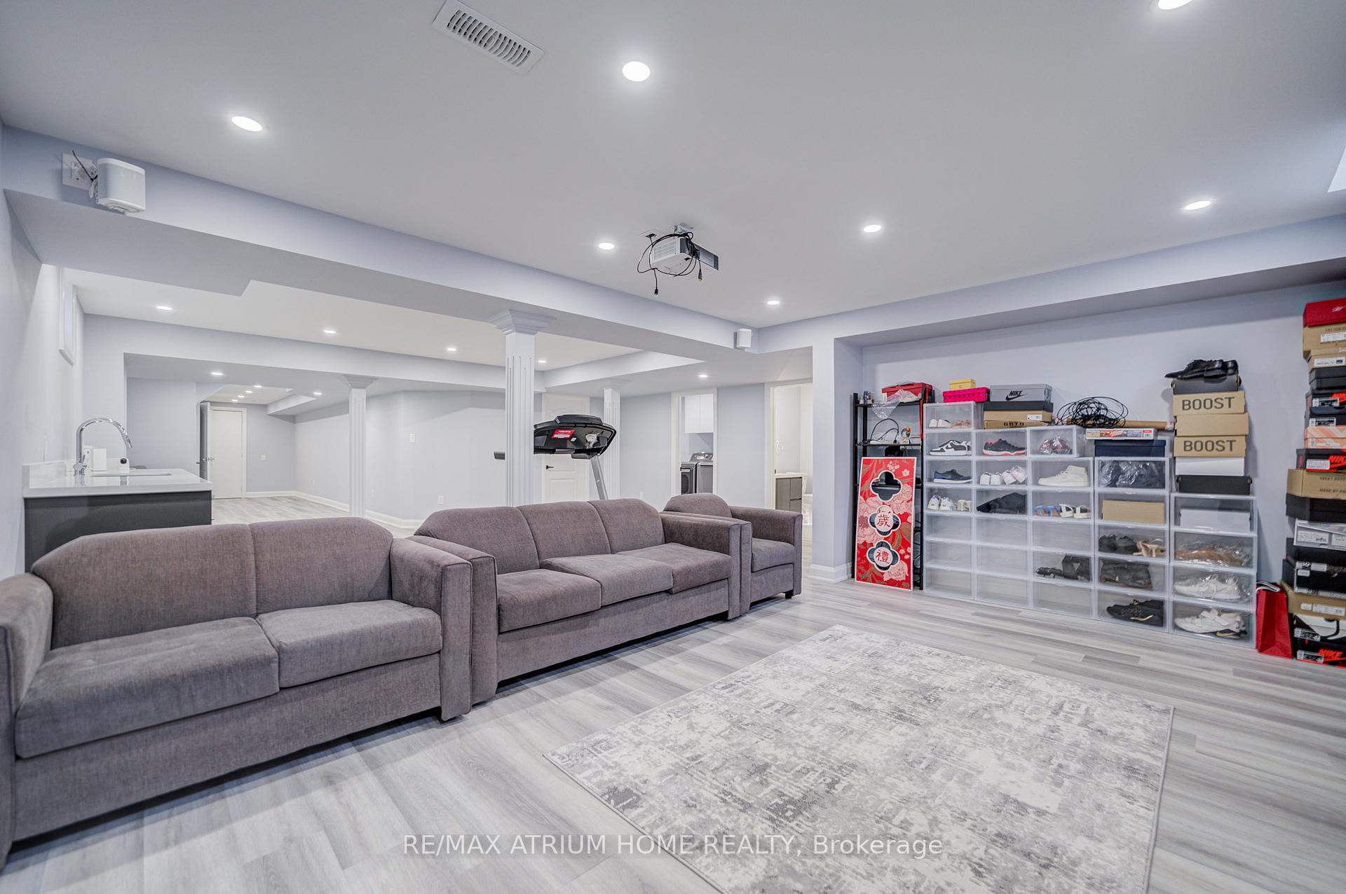 Photo 43 of 59 Gorman Avenue, Vaughan, Vellore Village — HOMEH
