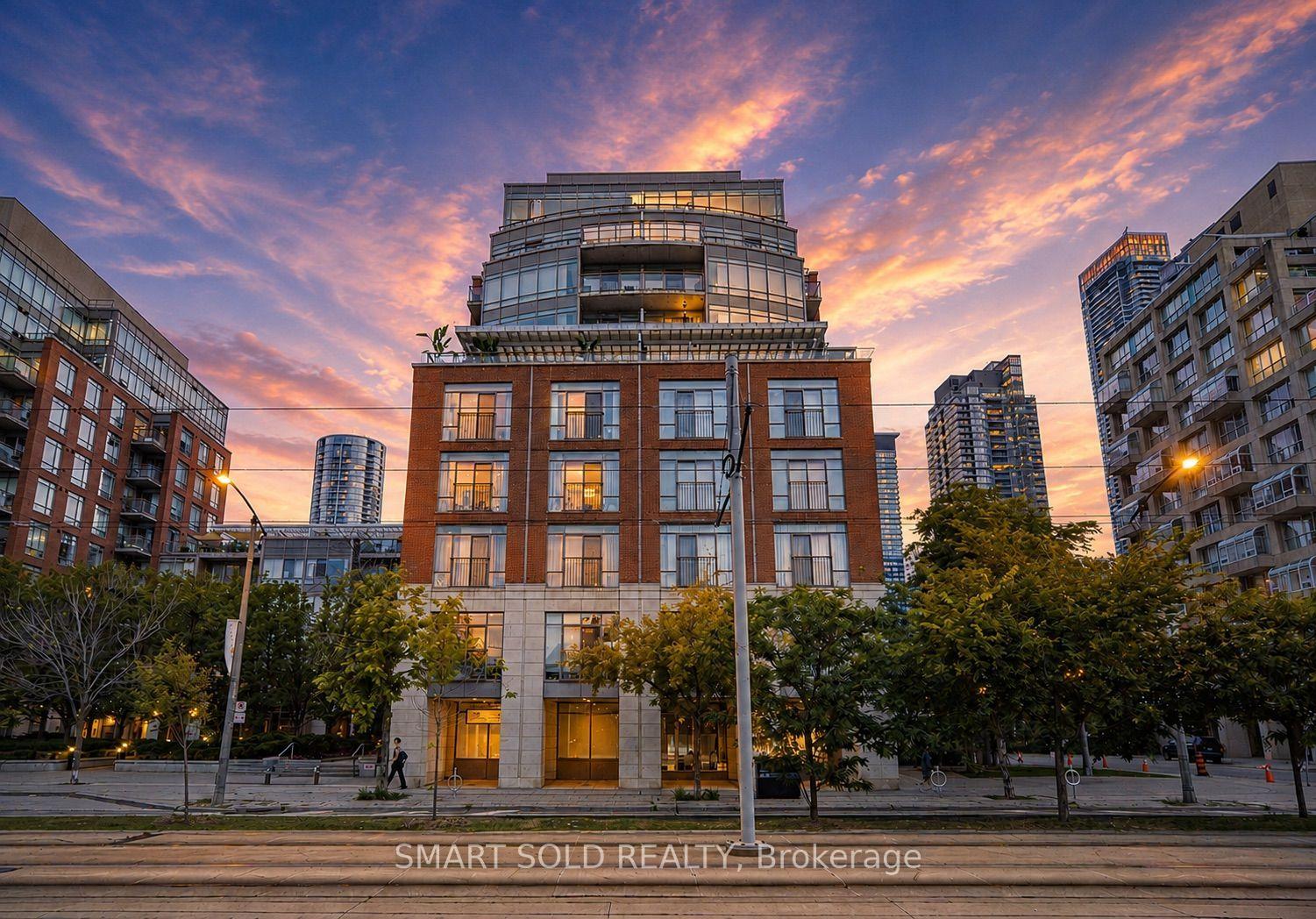Photo of Unit Ph01E, 500 Queens Quay W