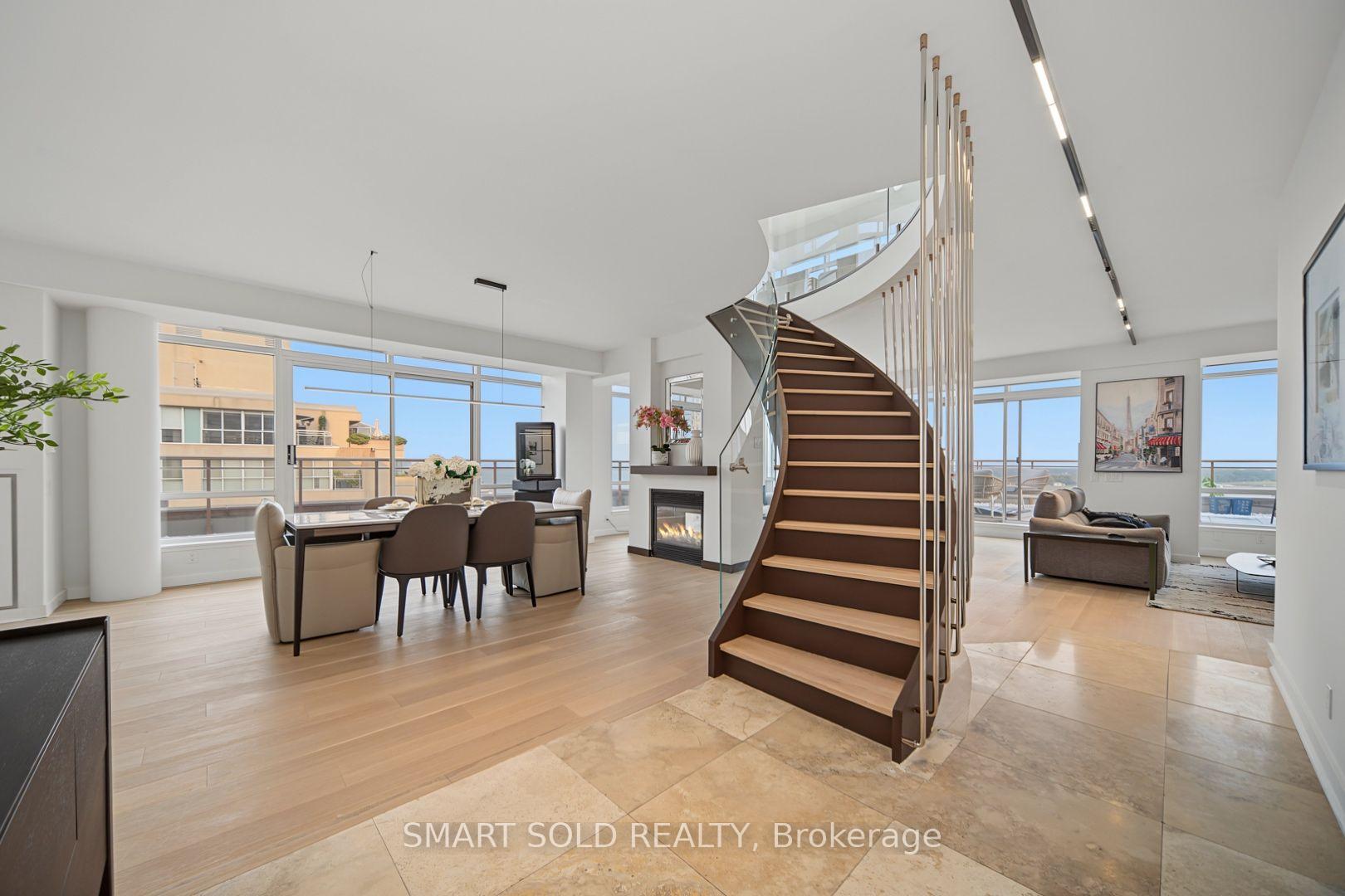 Photo 15 of Unit Ph01E, 500 Queens Quay W, Toronto, Waterfront Communities — HOMEH