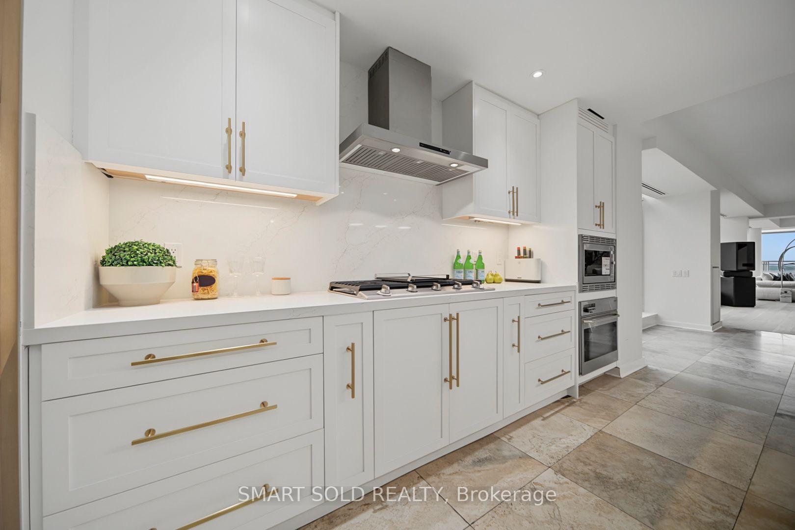 Photo 23 of Unit Ph01E, 500 Queens Quay W, Toronto, Waterfront Communities — HOMEH