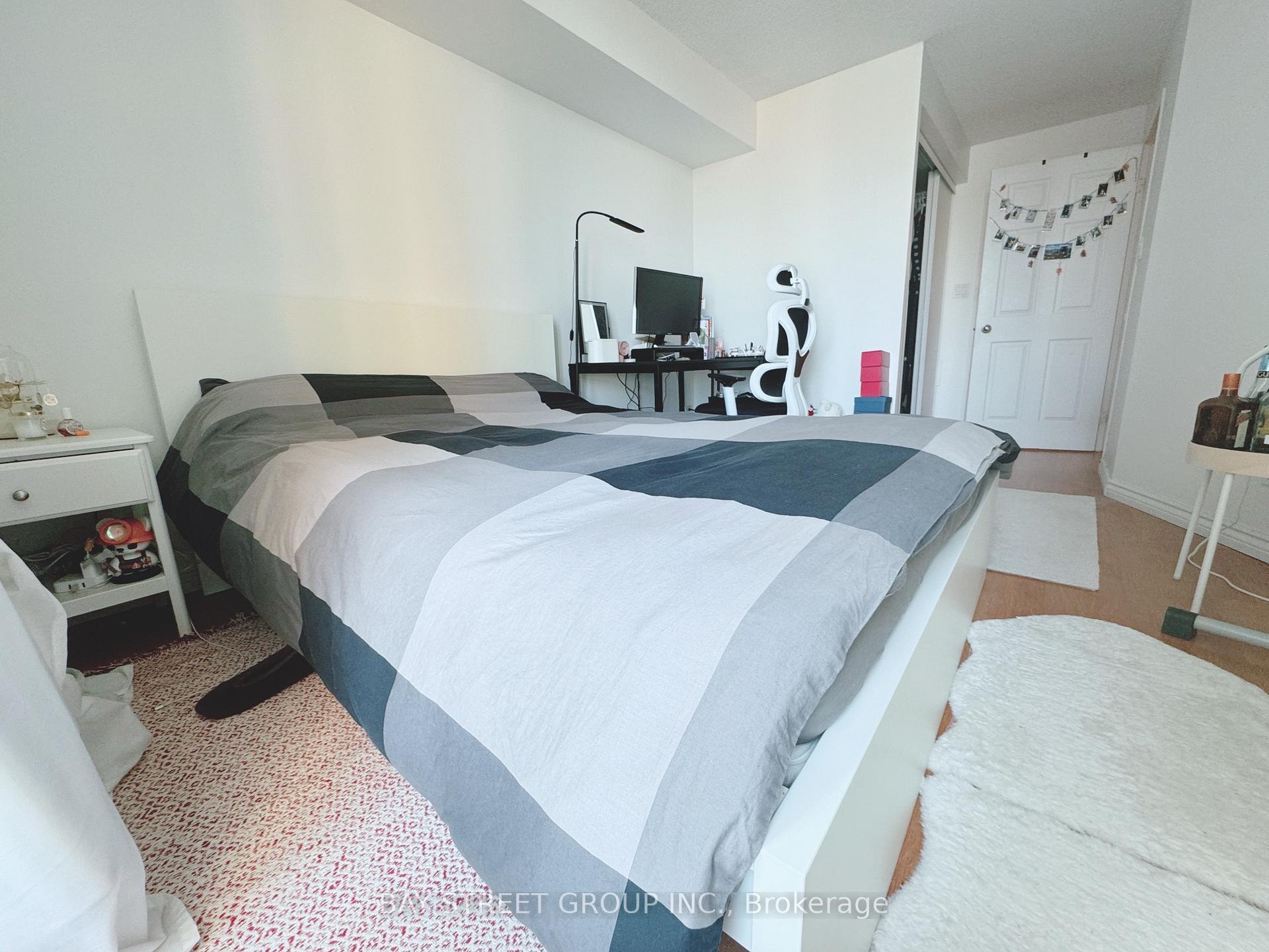 Photo 3 of Unit 1512, 24 Wellesley Street W, Toronto, Bay Street Corridor — HOMEH