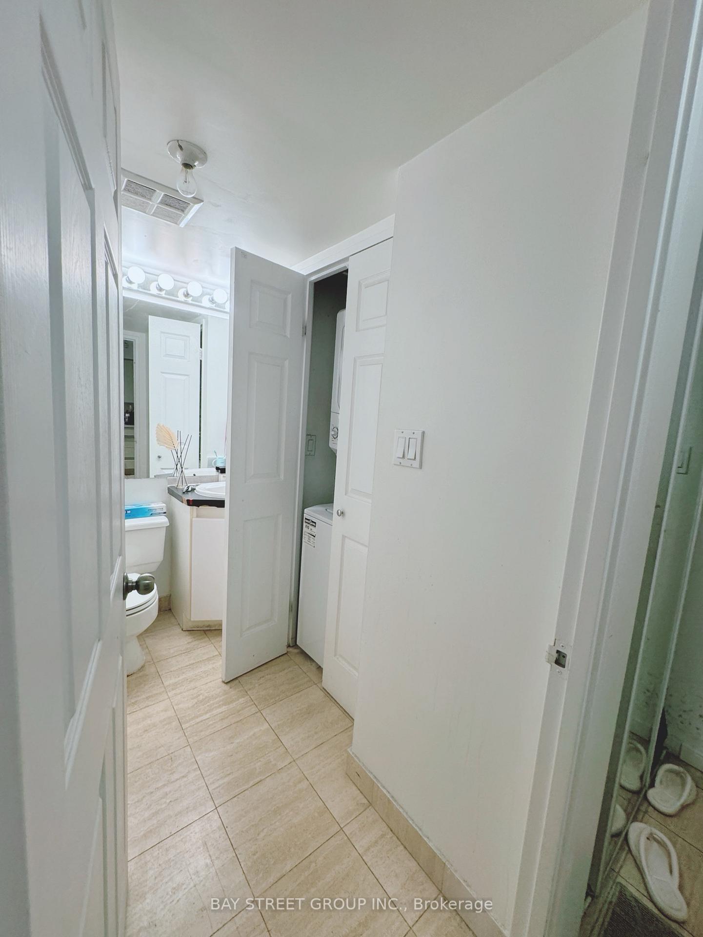 Photo 5 of Unit 1512, 24 Wellesley Street W, Toronto, Bay Street Corridor — HOMEH