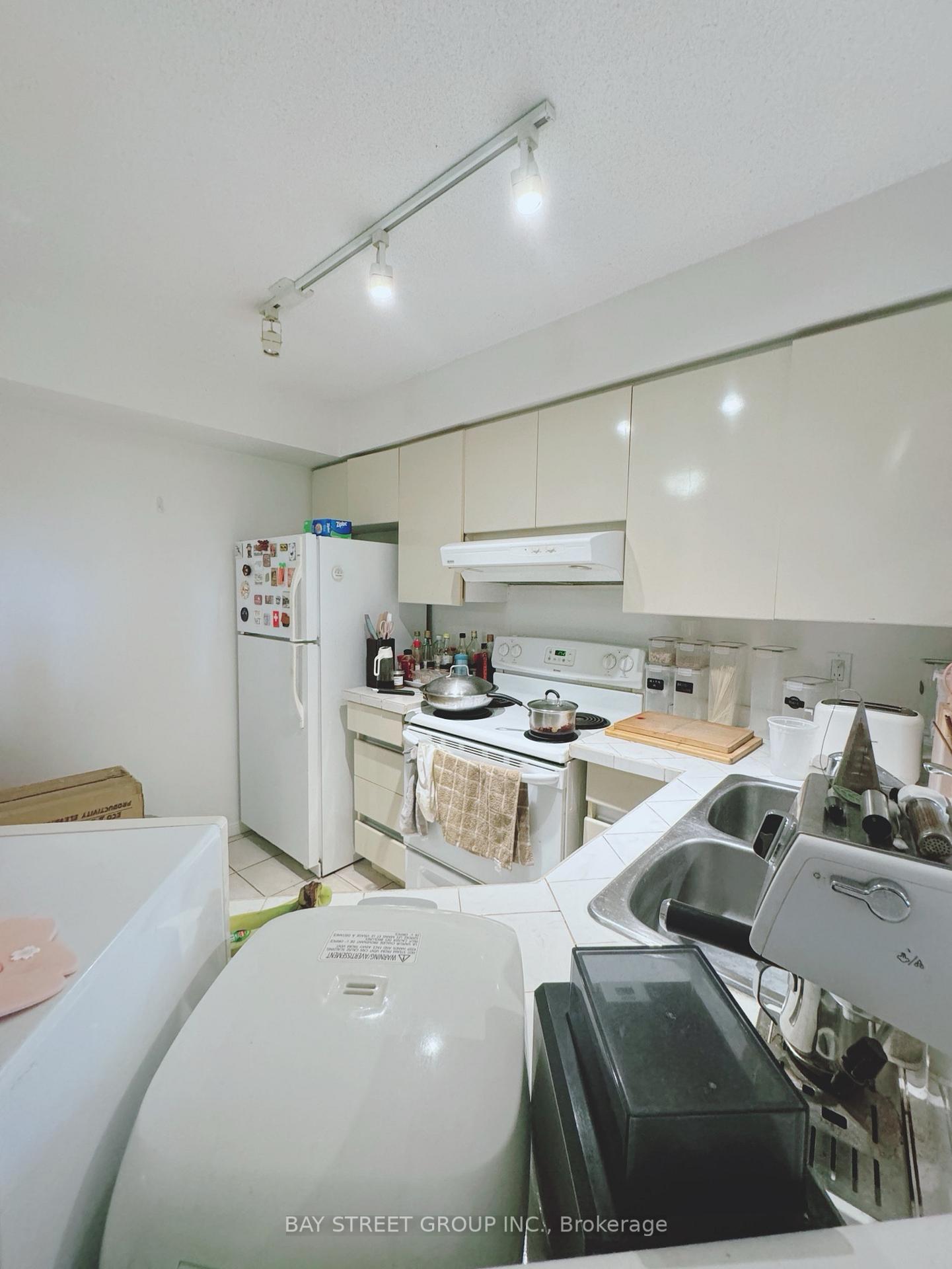 Photo 9 of Unit 1512, 24 Wellesley Street W, Toronto, Bay Street Corridor — HOMEH