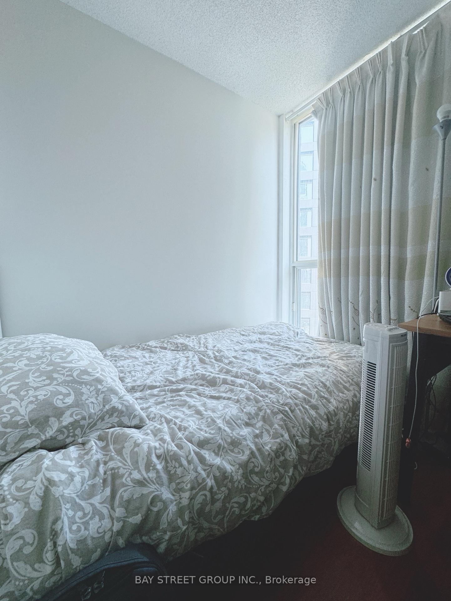 Photo 12 of Unit 1512, 24 Wellesley Street W, Toronto, Bay Street Corridor — HOMEH