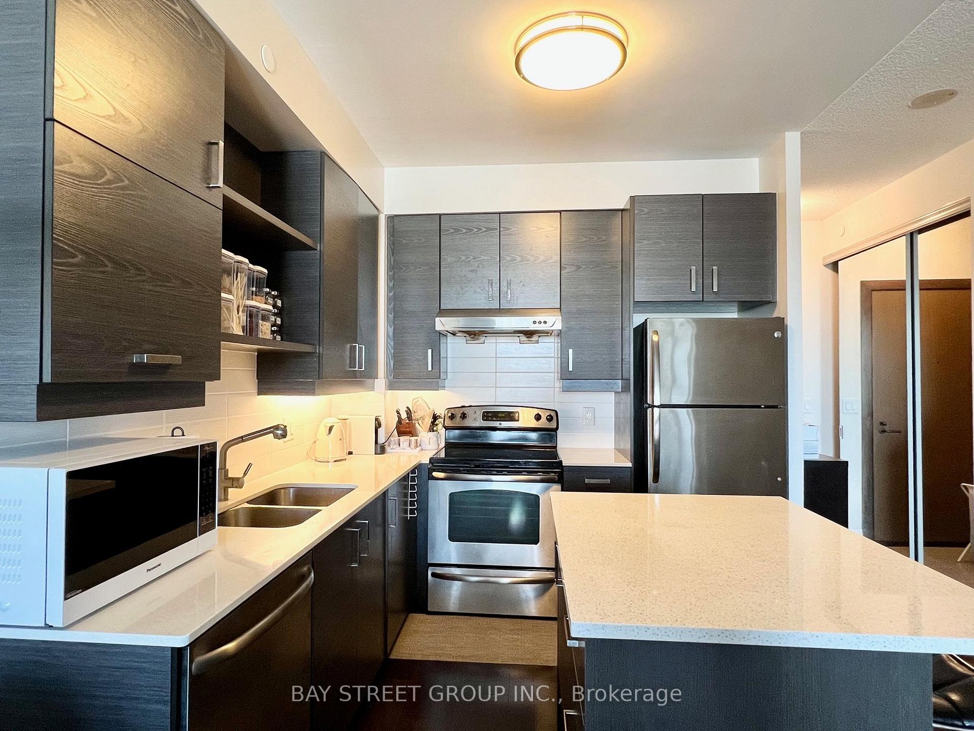 Photo 5 of Unit 727, 8228 Birchmount Road, Markham, Unionville — HOMEH
