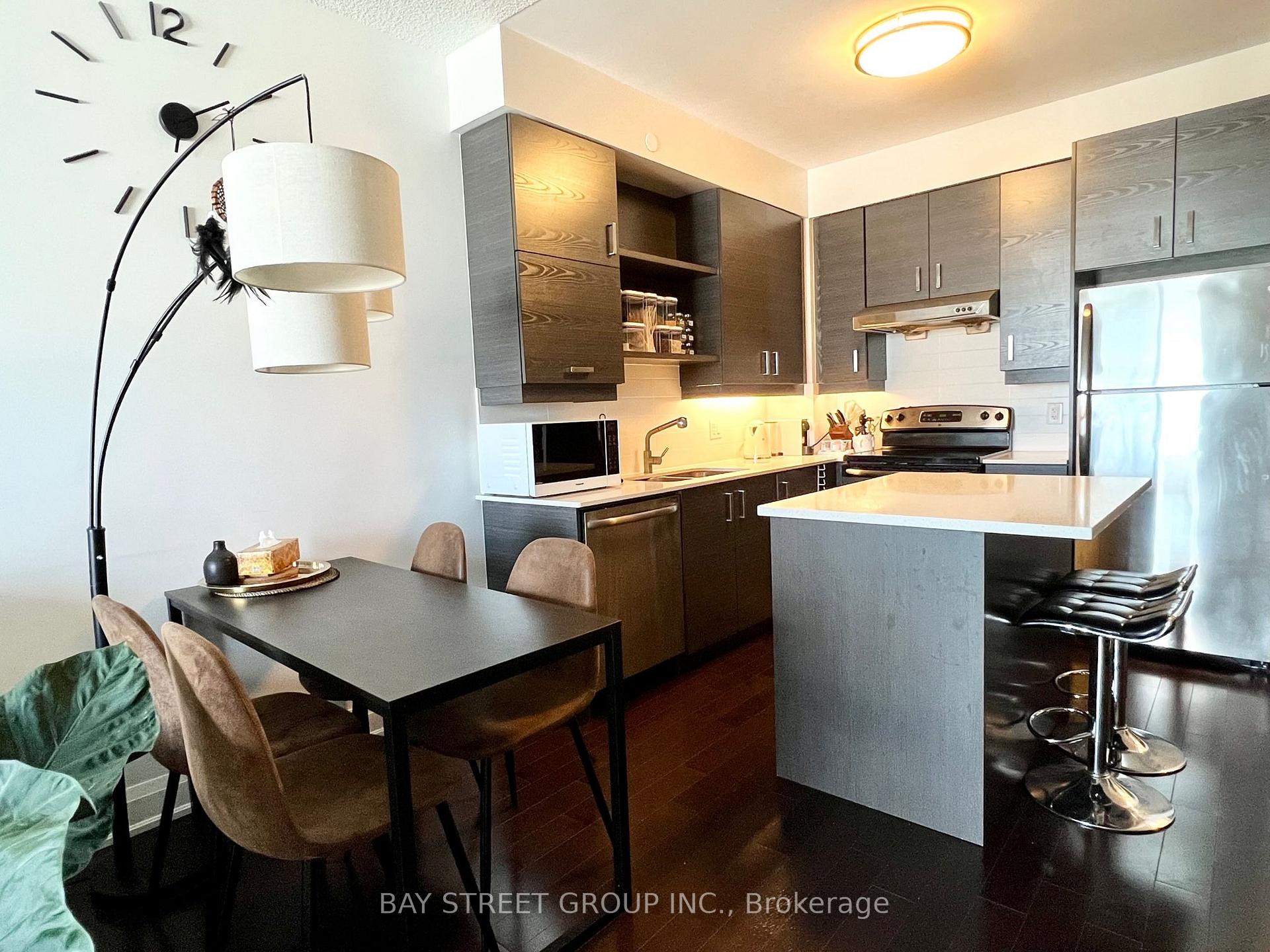 Photo 6 of Unit 727, 8228 Birchmount Road, Markham, Unionville — HOMEH