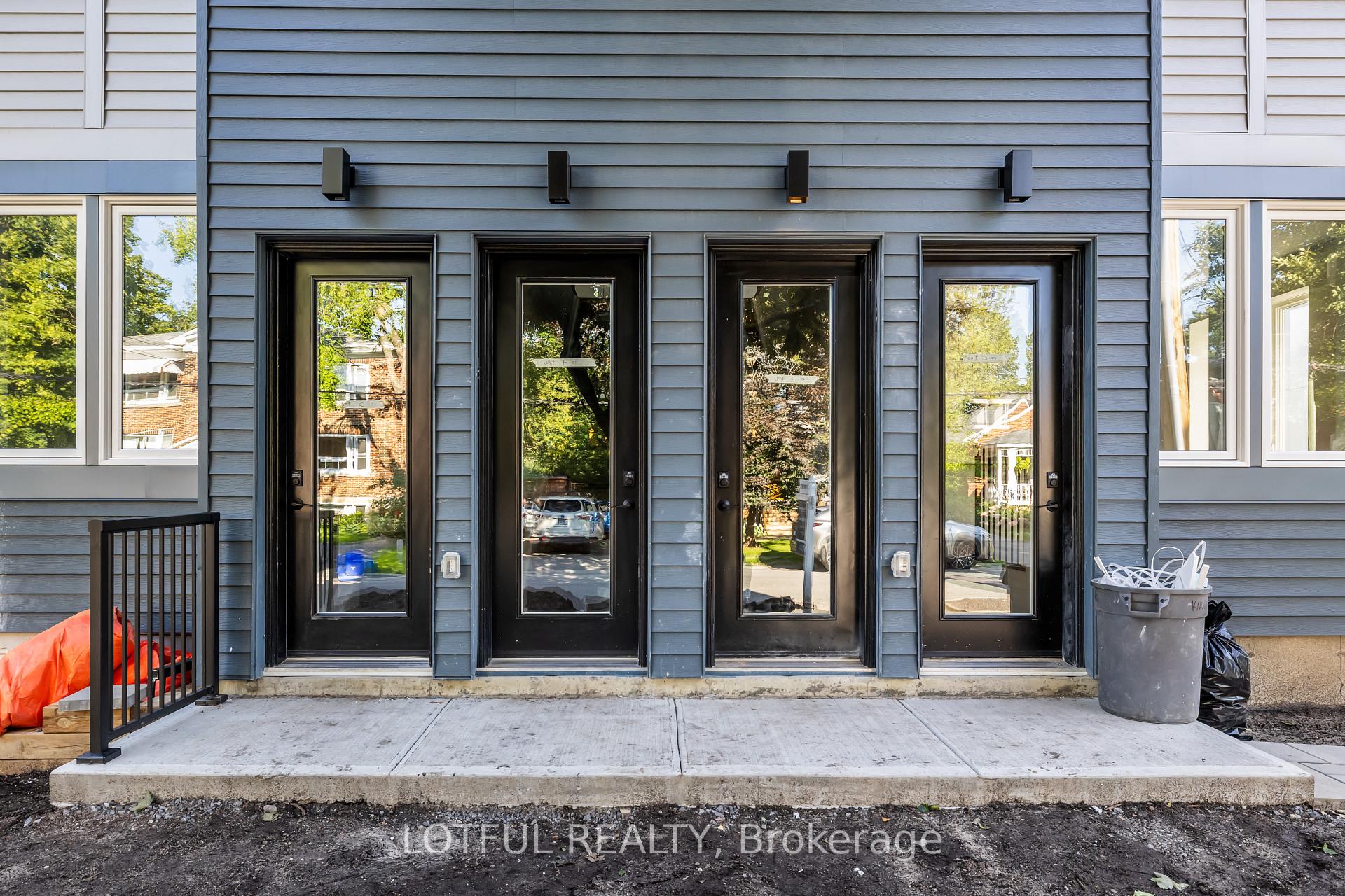 Front of Unit A, 516 Tweedsmuir Avenue