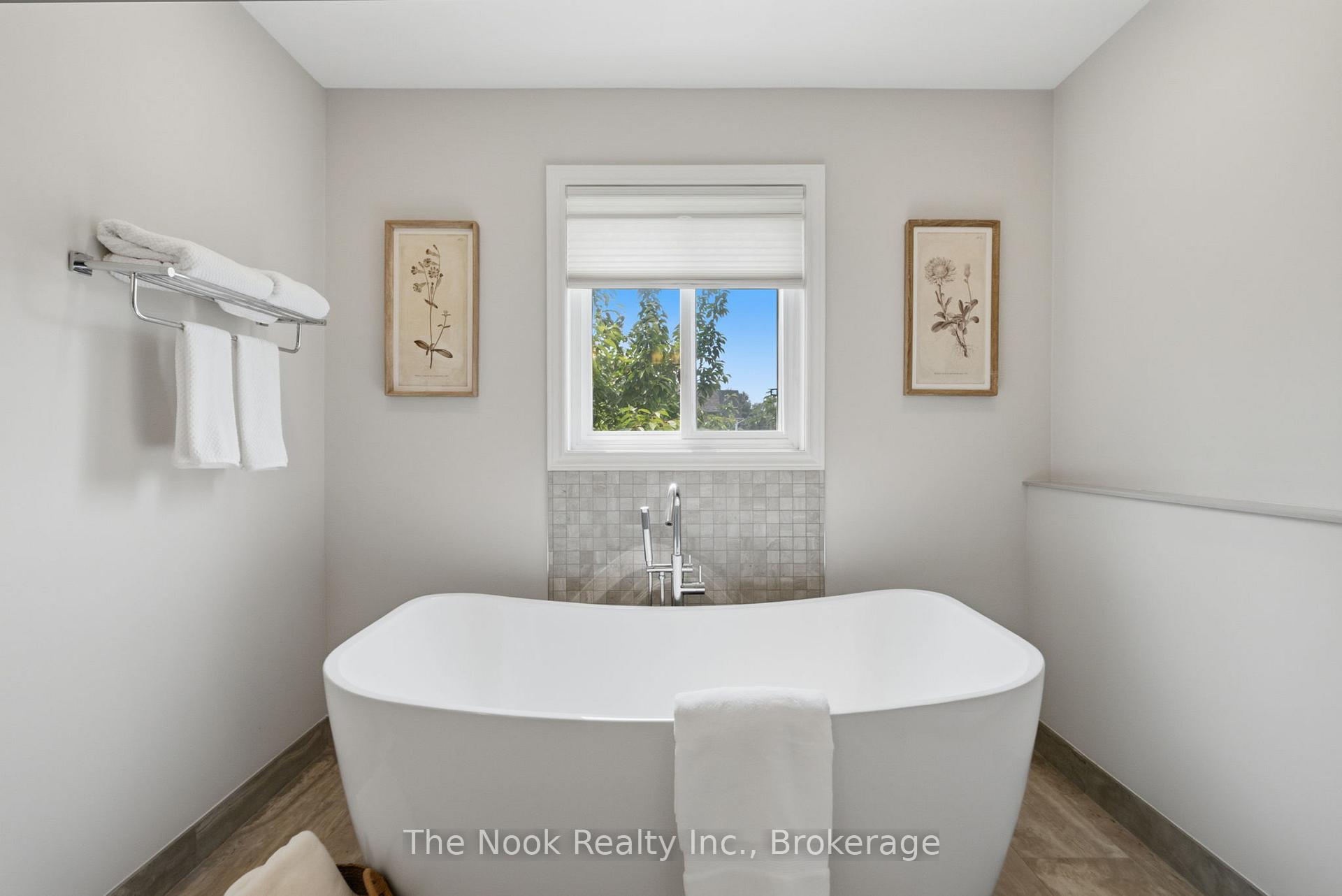 Photo 27 of 137 Edward Street E, Clarington, Newcastle — HOMEH