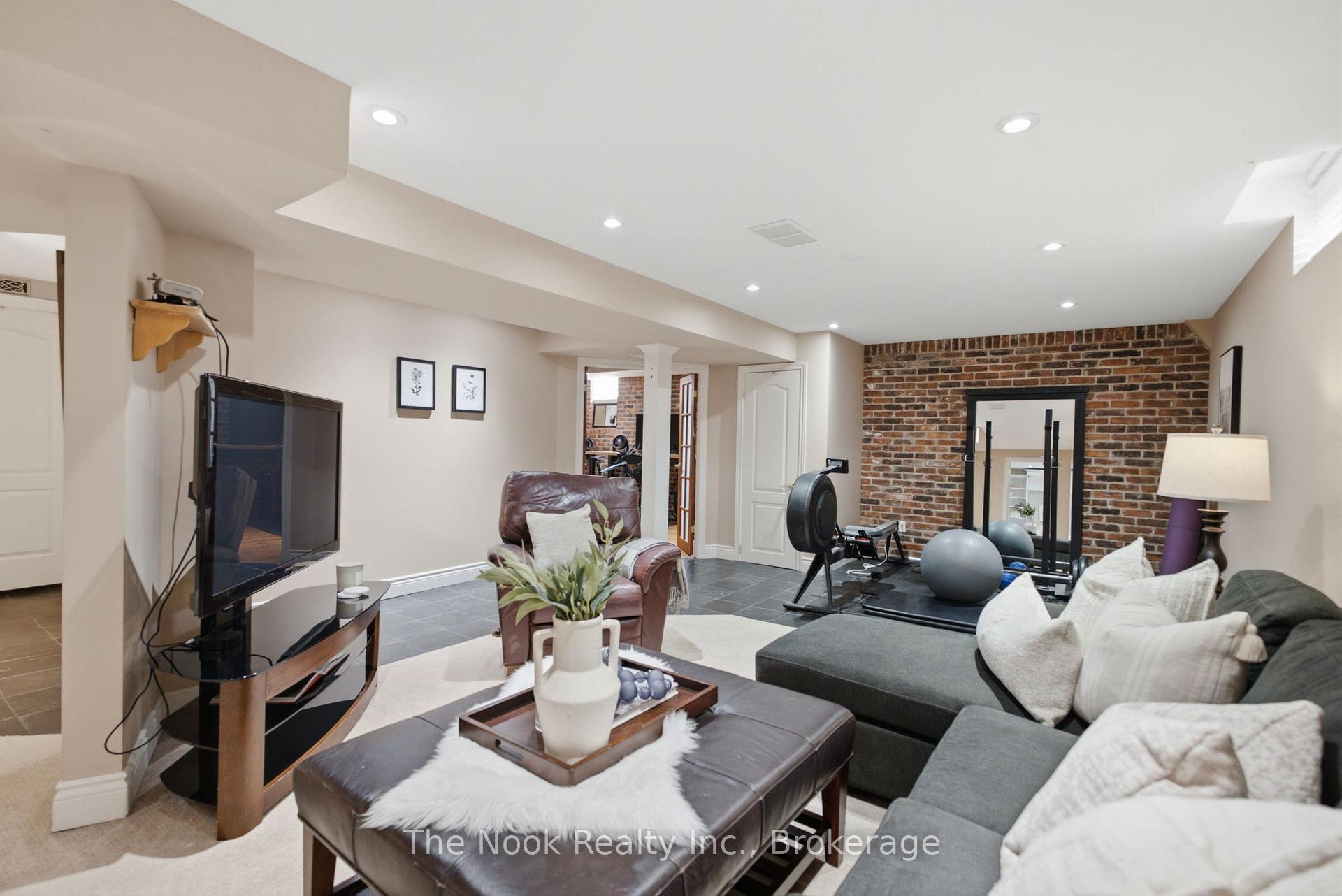 Photo 35 of 137 Edward Street E, Clarington, Newcastle — HOMEH