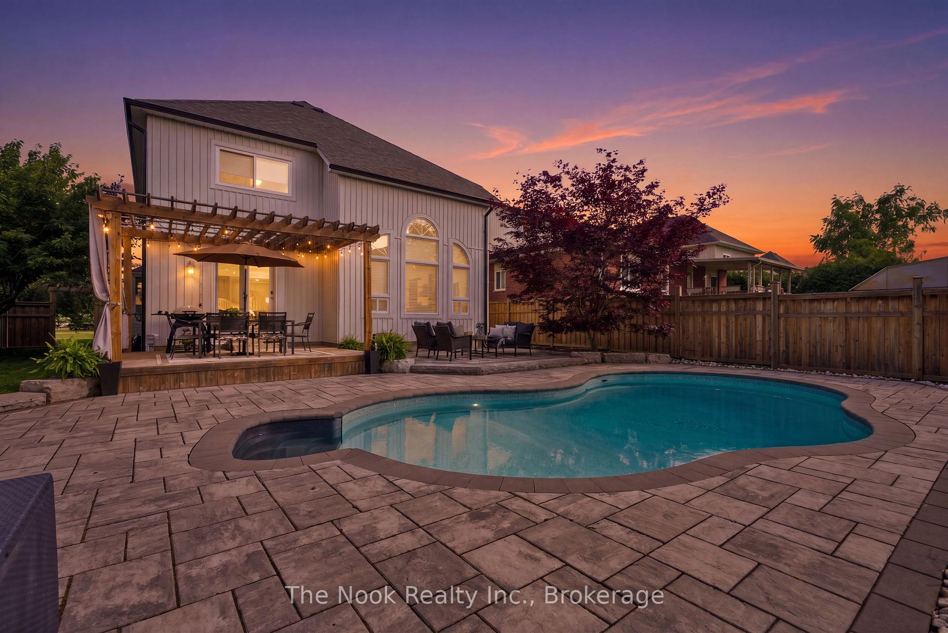 Photo 44 of 137 Edward Street E, Clarington, Newcastle — HOMEH