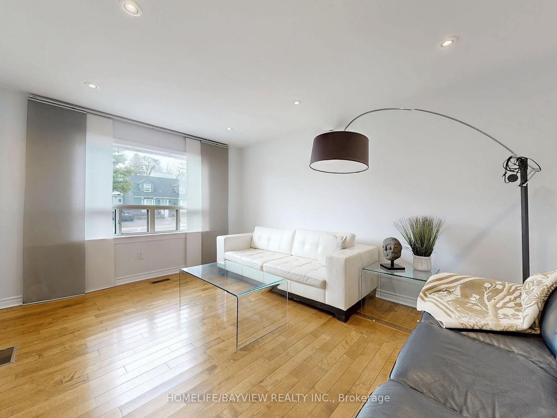 Photo 5 of 60 Bevdale Road, North York, Willowdale West — HOMEH