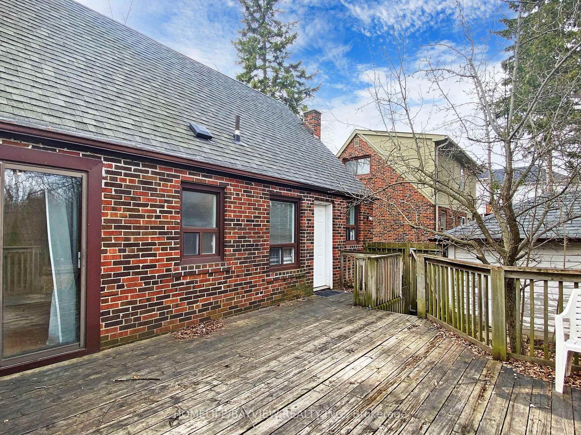 Photo 35 of 60 Bevdale Road, North York, Willowdale West — HOMEH