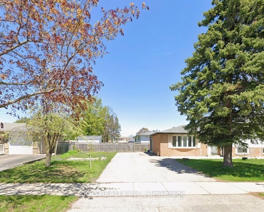 Photo 1 of Unit Upper, 4 Markwood Drive, Kitchener, Victoria Hills — HOMEH