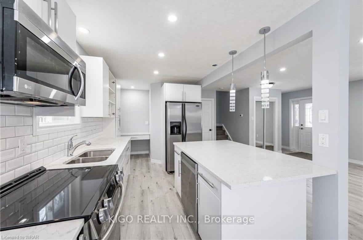 Photo 7 of Unit Upper, 4 Markwood Drive, Kitchener, Victoria Hills — HOMEH