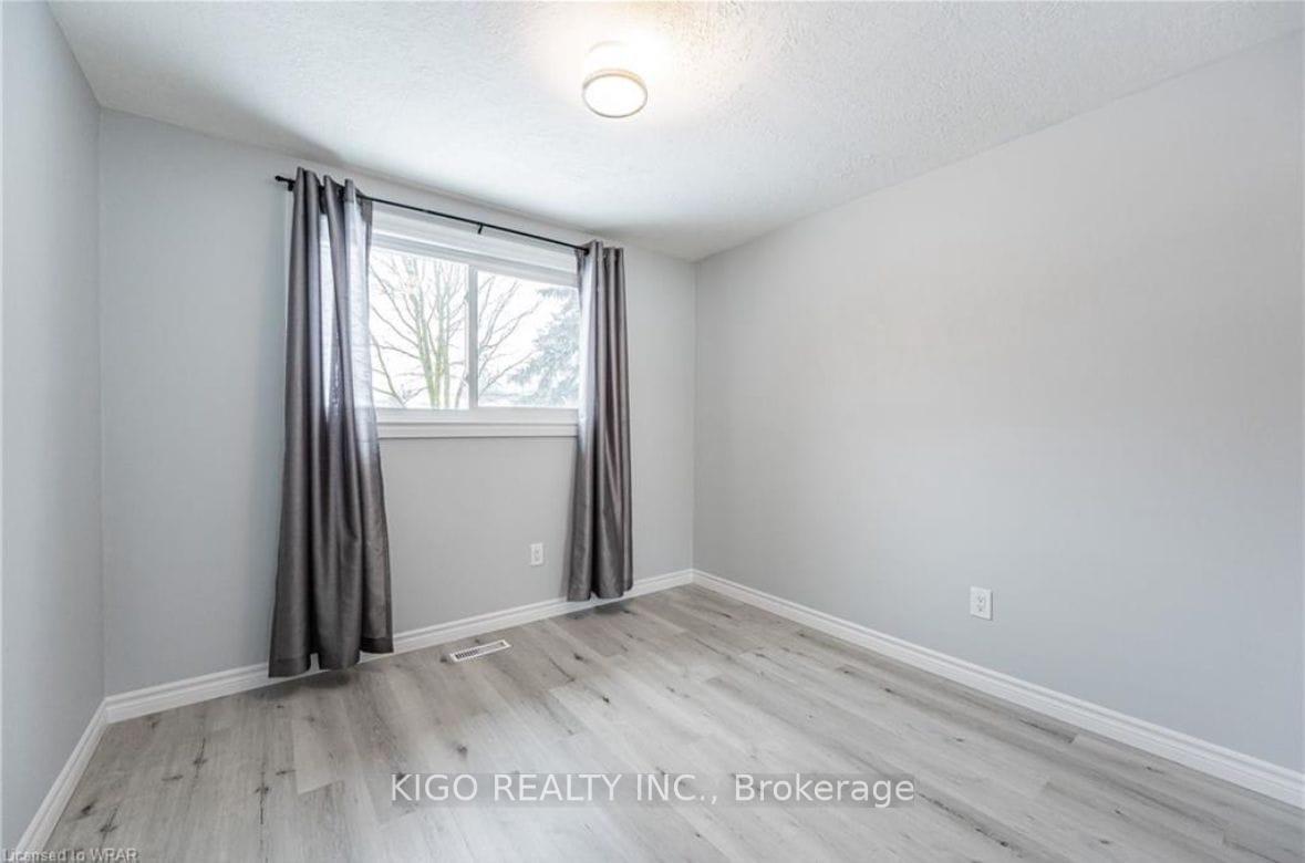 Photo 12 of Unit Upper, 4 Markwood Drive, Kitchener, Victoria Hills — HOMEH