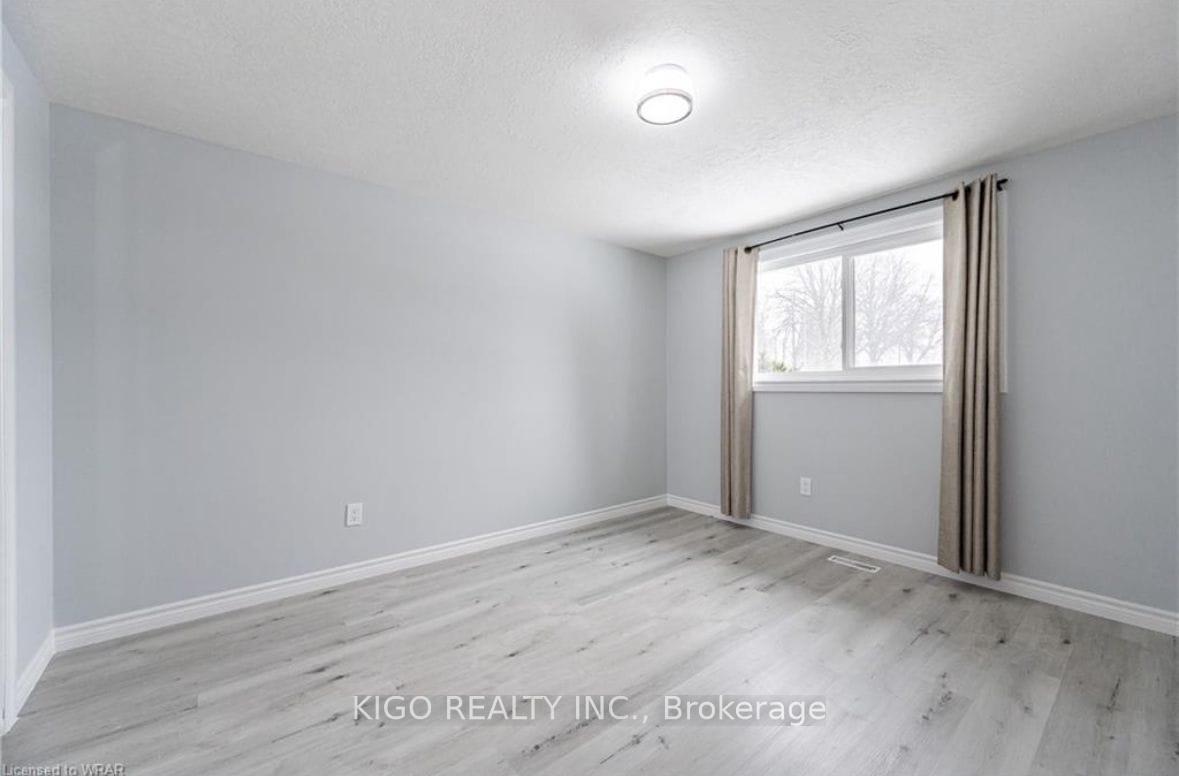 Photo 14 of Unit Upper, 4 Markwood Drive, Kitchener, Victoria Hills — HOMEH