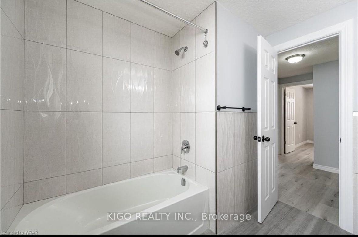 Photo 17 of Unit Upper, 4 Markwood Drive, Kitchener, Victoria Hills — HOMEH