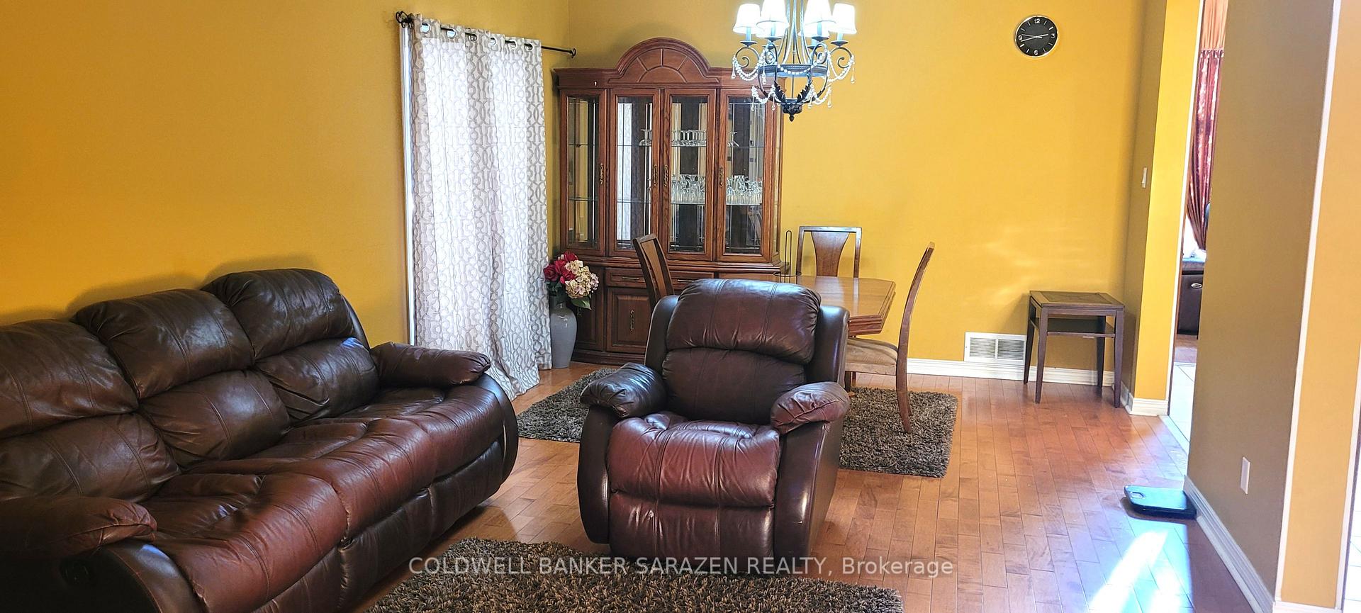 Photo 5 of 49 Rialto Way, Ottawa, Hunt Club Park/Greenboro — HOMEH