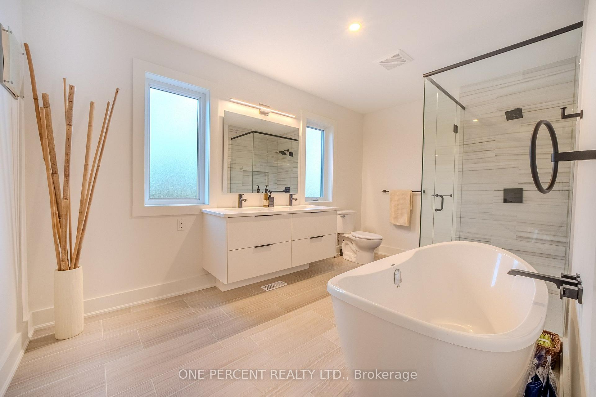 Photo 21 of Unit 3, 427 Geneva Street, St. Catharines, Lakeport — HOMEH