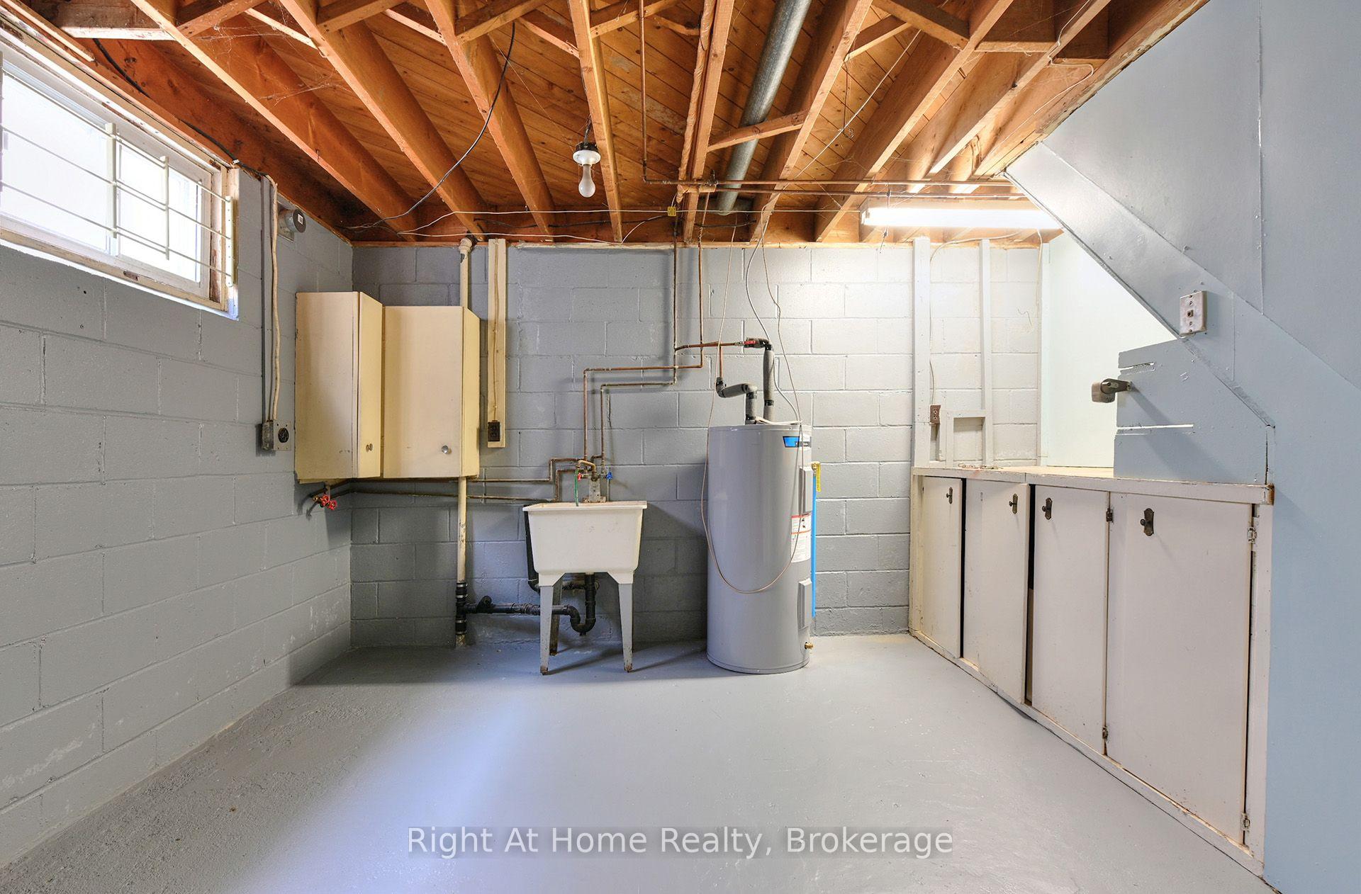 Photo 23 of 544 Harmony Road S, Oshawa, Donevan — HOMEH