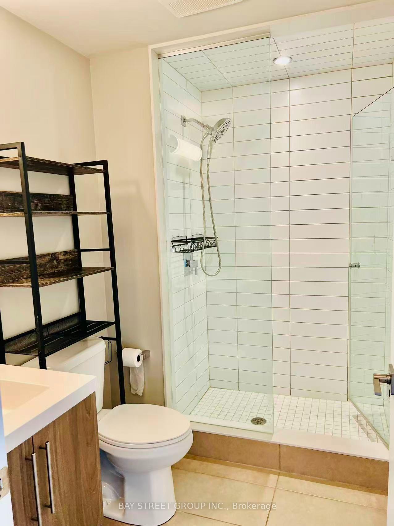 Photo 23 of Unit 1408, 2081 Fairview Street, Burlington, Freeman — HOMEH
