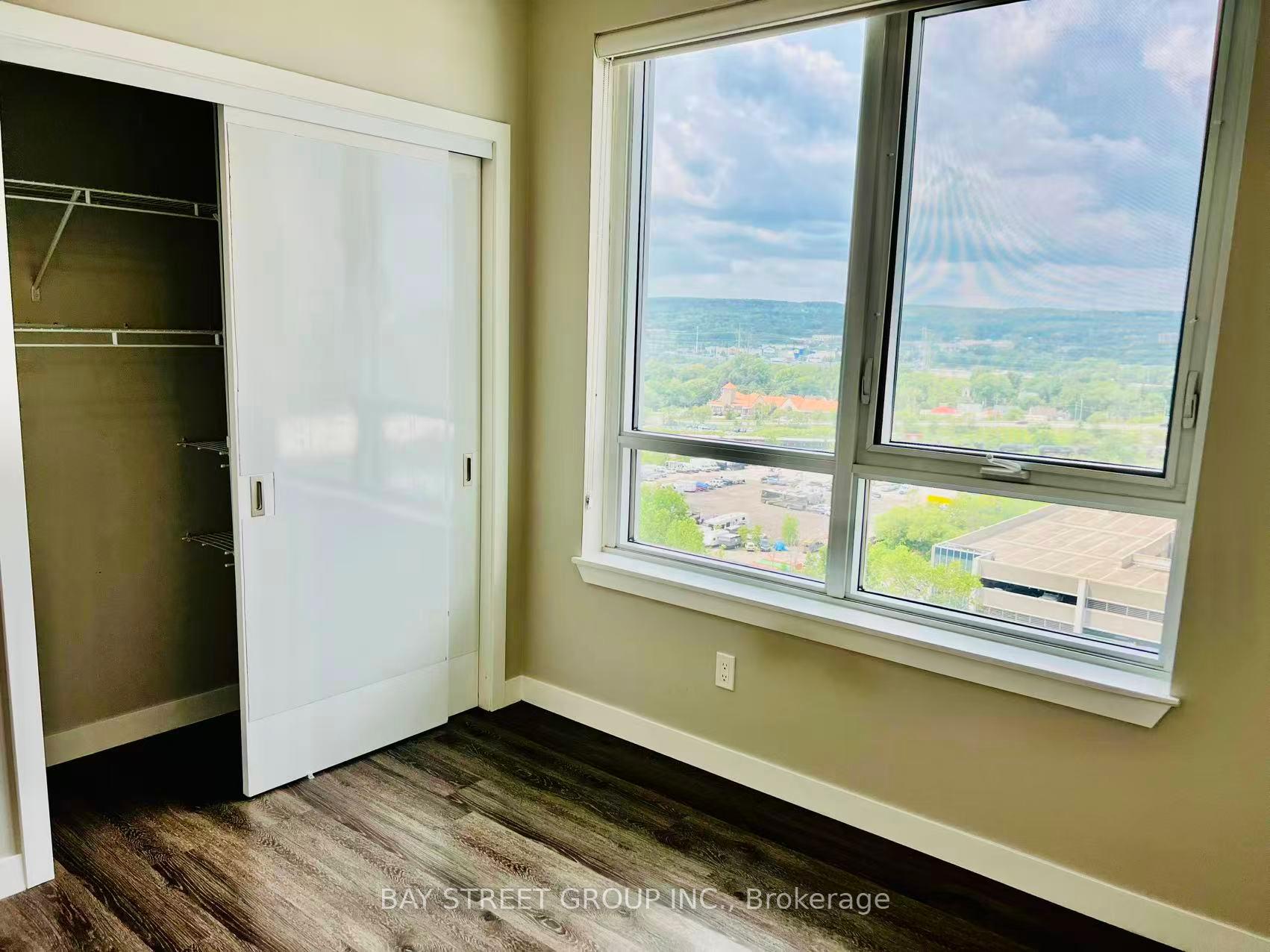 Photo 25 of Unit 1408, 2081 Fairview Street, Burlington, Freeman — HOMEH