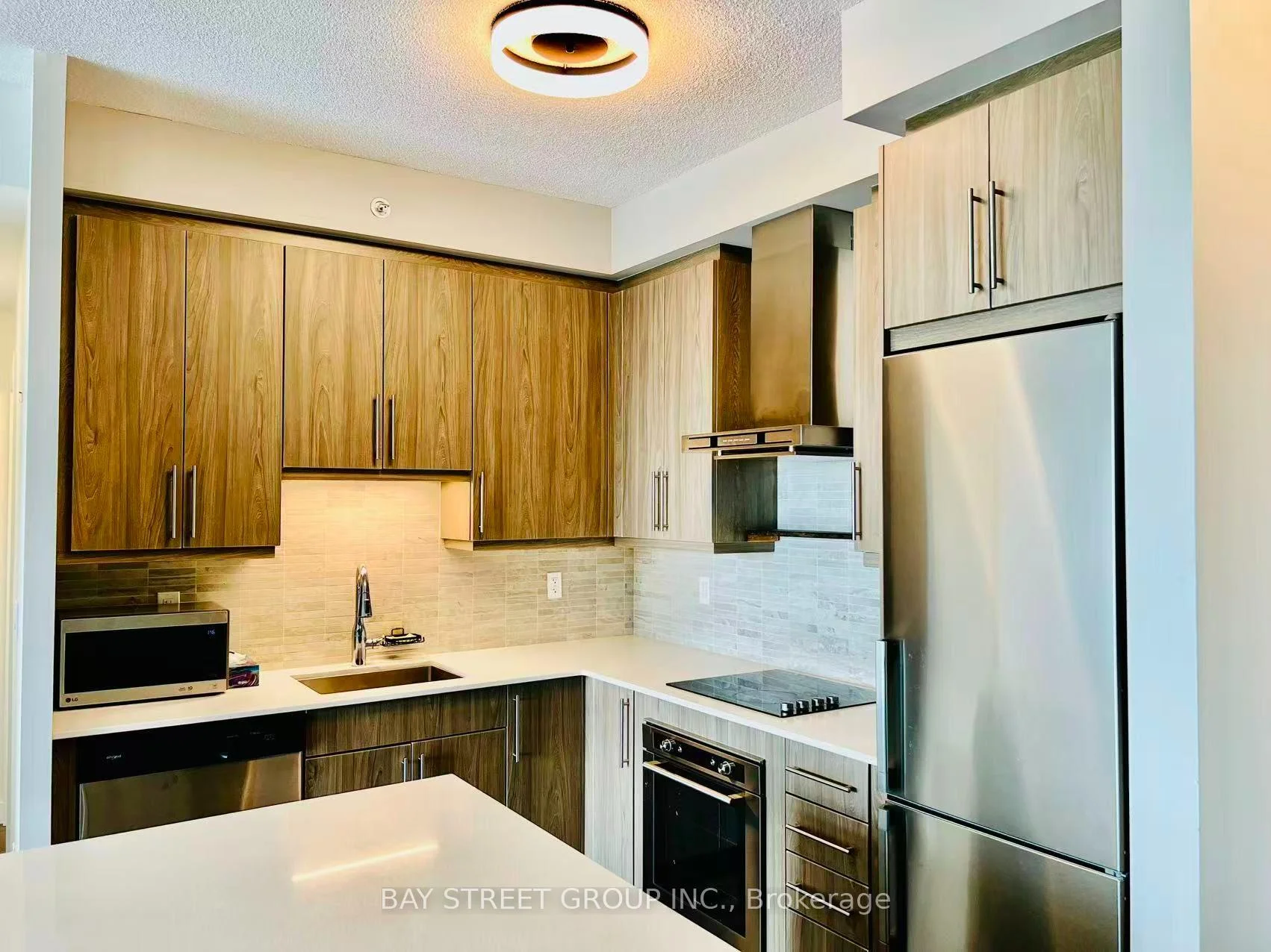 Photo 16 of Unit 1408, 2081 Fairview Street, Burlington, Freeman — HOMEH
